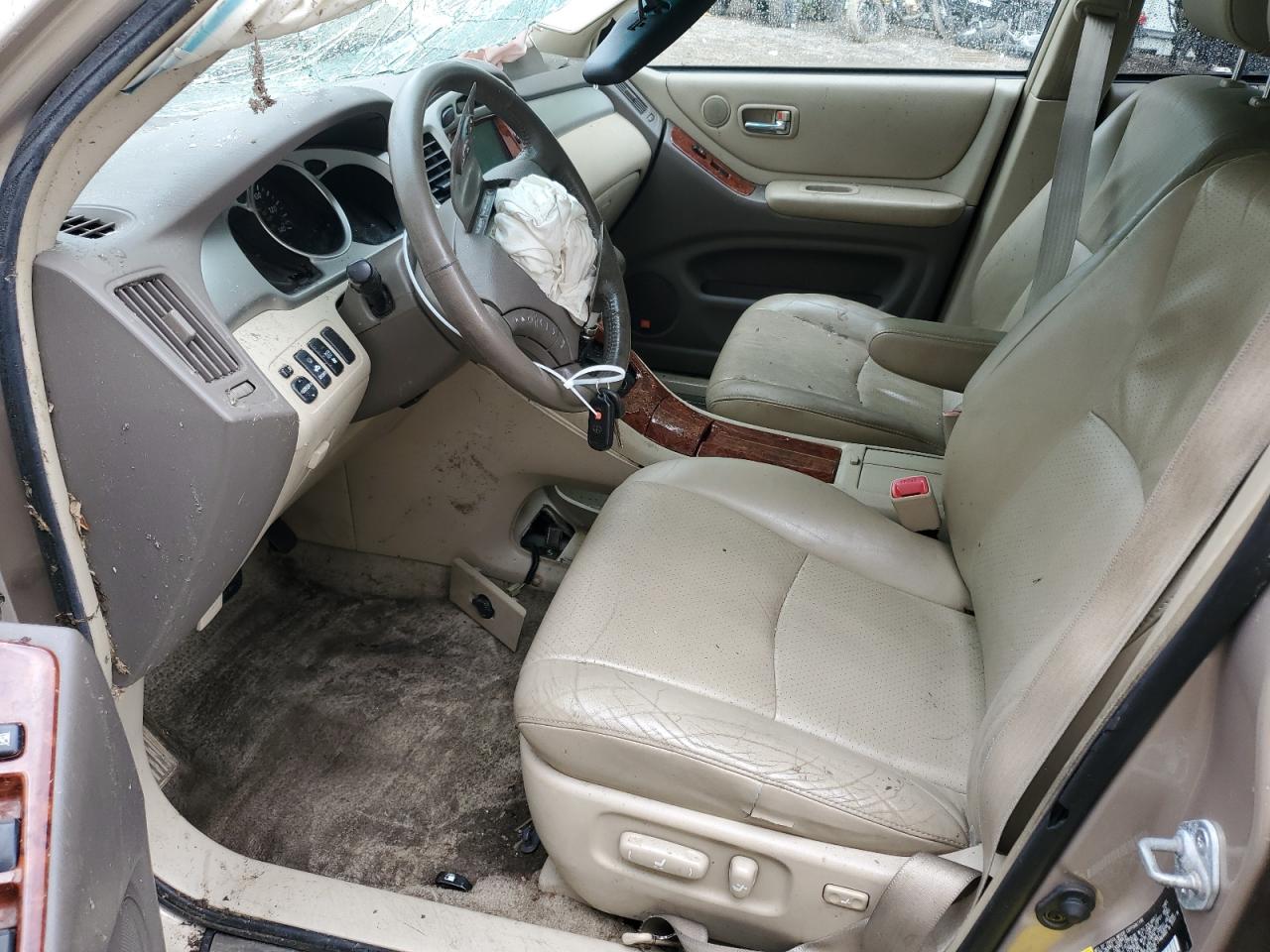 JTEEP21A450098828 2005 Toyota Highlander Limited