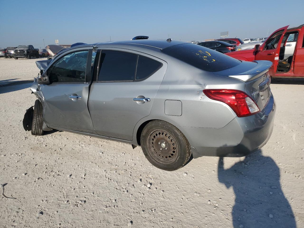 2014 Nissan Versa - Image 2