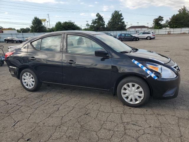  NISSAN VERSA 2018 Черный