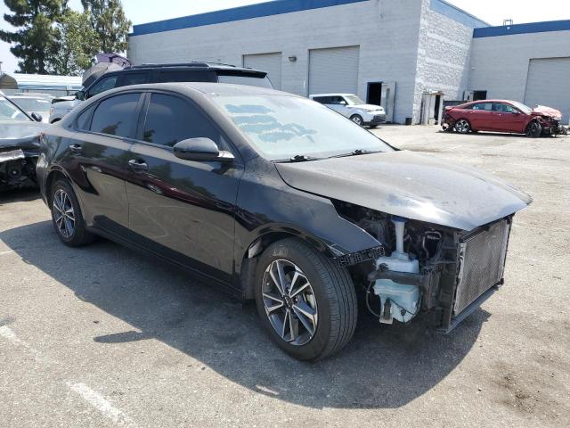 3KPF24AD8PE583013 Kia Forte LX 4