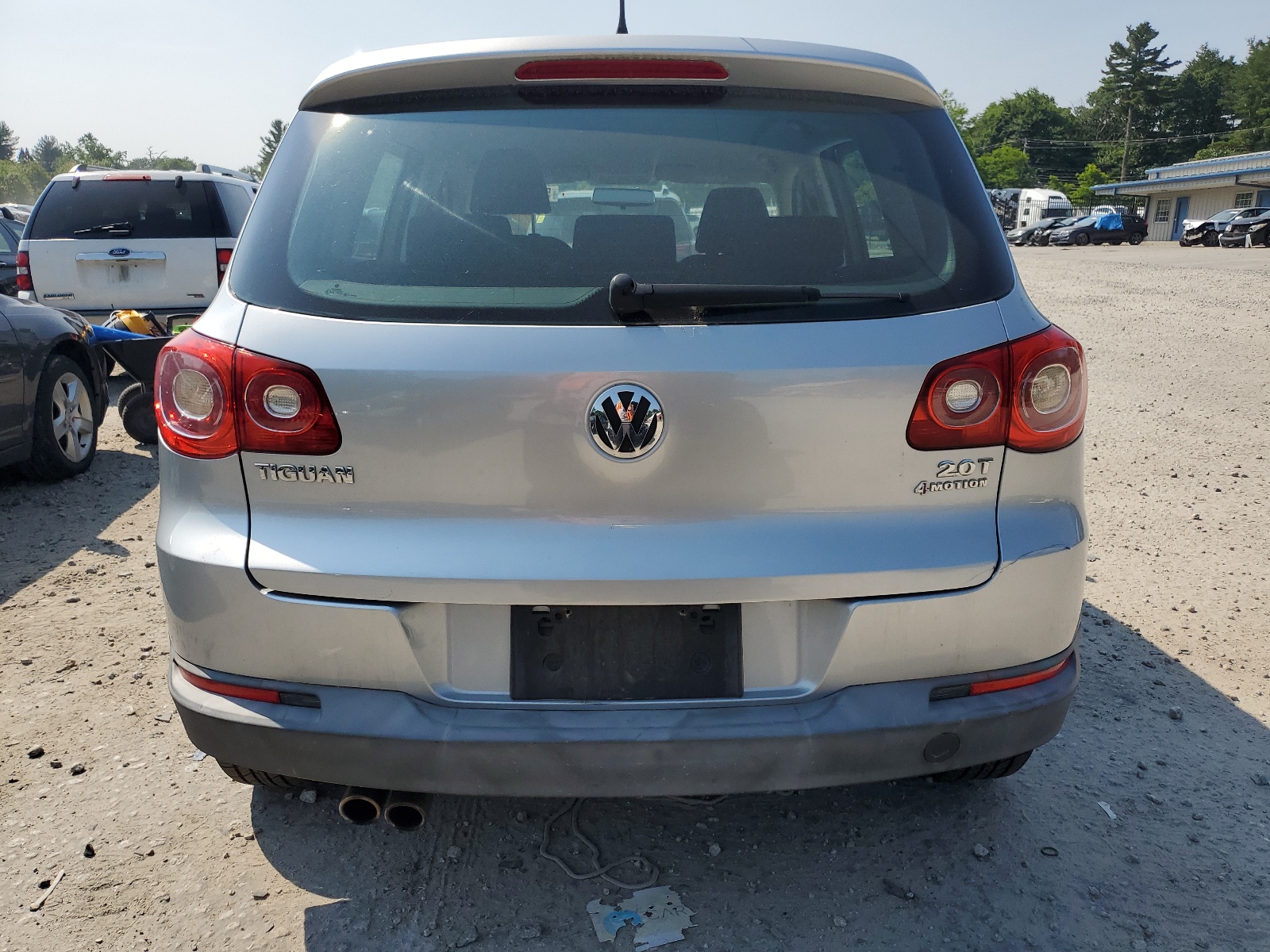 WVGBV7AX3BW563859 2011 Volkswagen Tiguan S