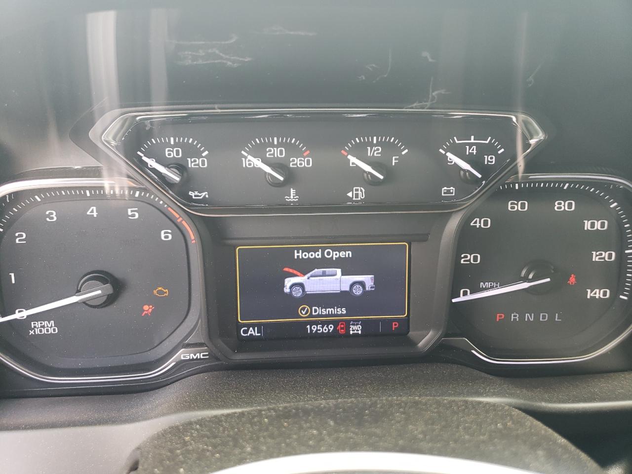 2022 GMC Sierra - Image 9