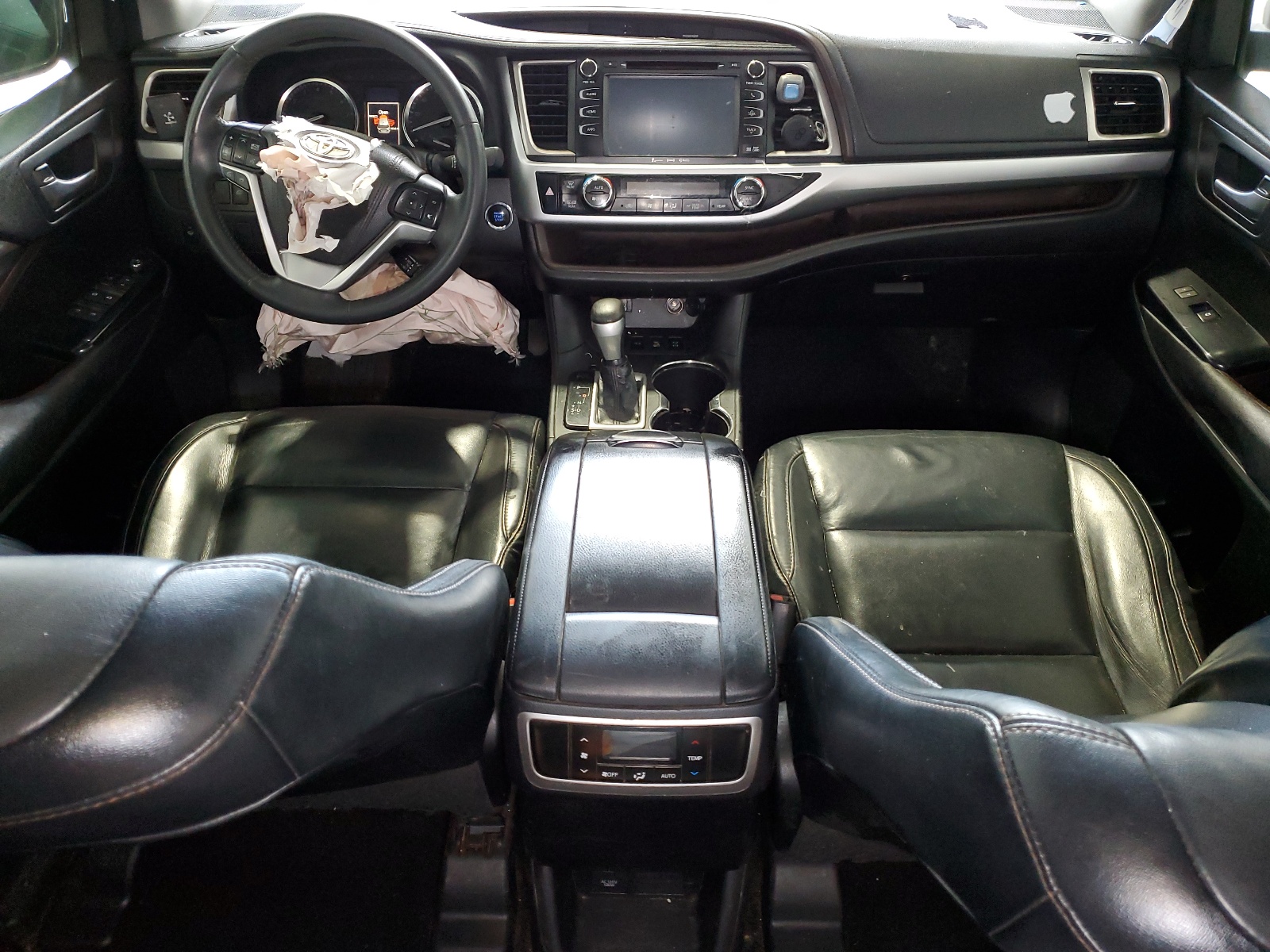 5TDJKRFH4GS314144 2016 Toyota Highlander Xle