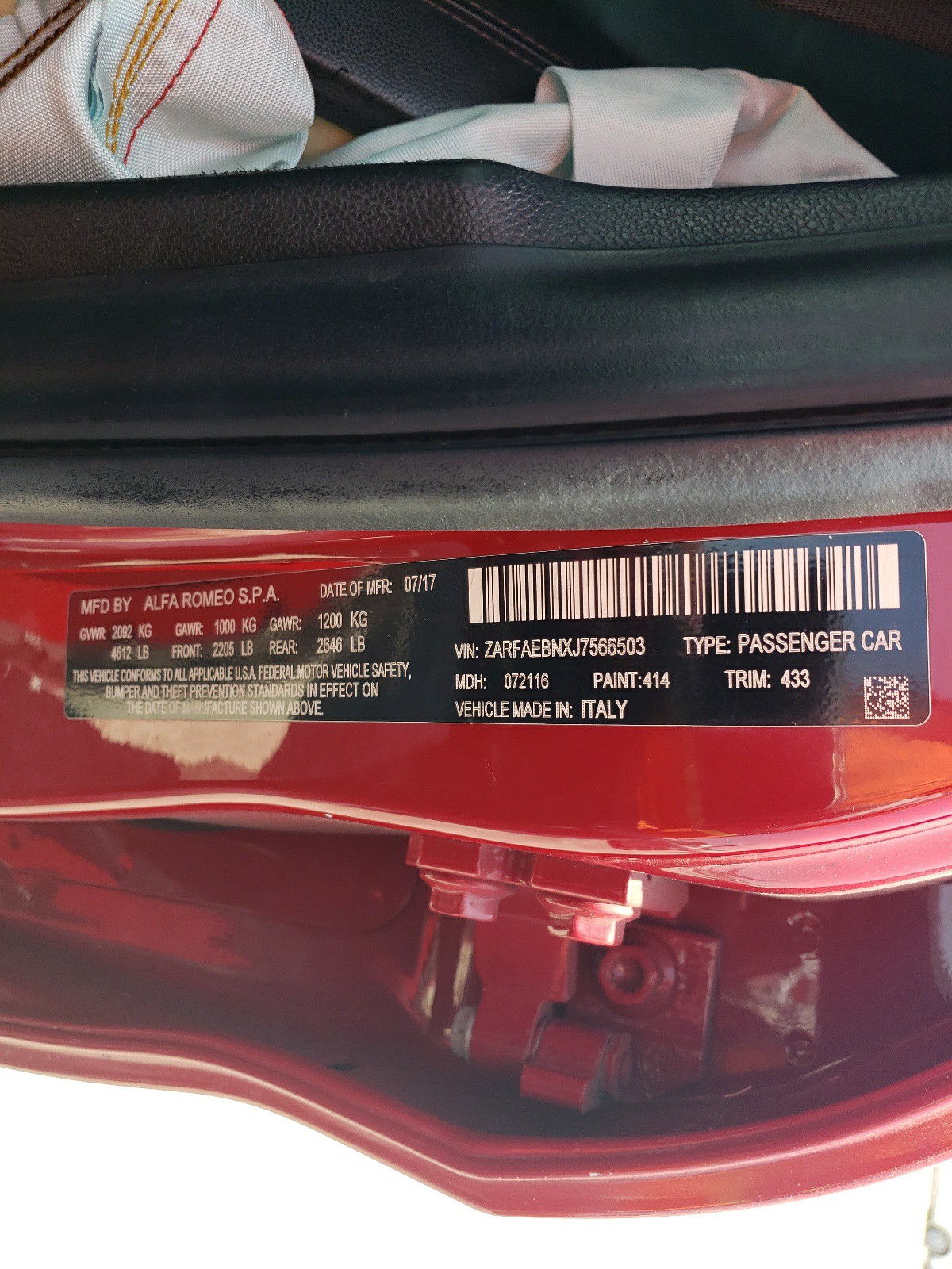 ZARFAEBNXJ7566503 2018 Alfa Romeo Giulia