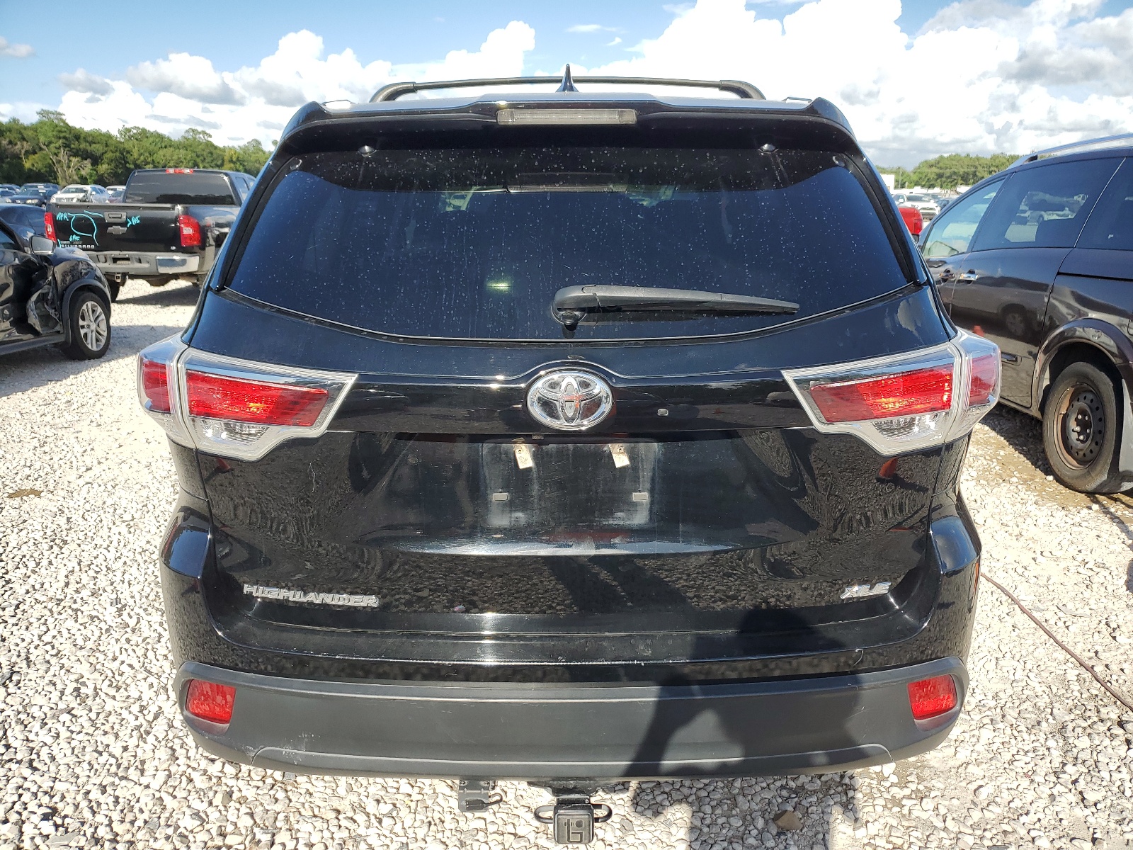 5TDKKRFH8GS153740 2016 Toyota Highlander Xle