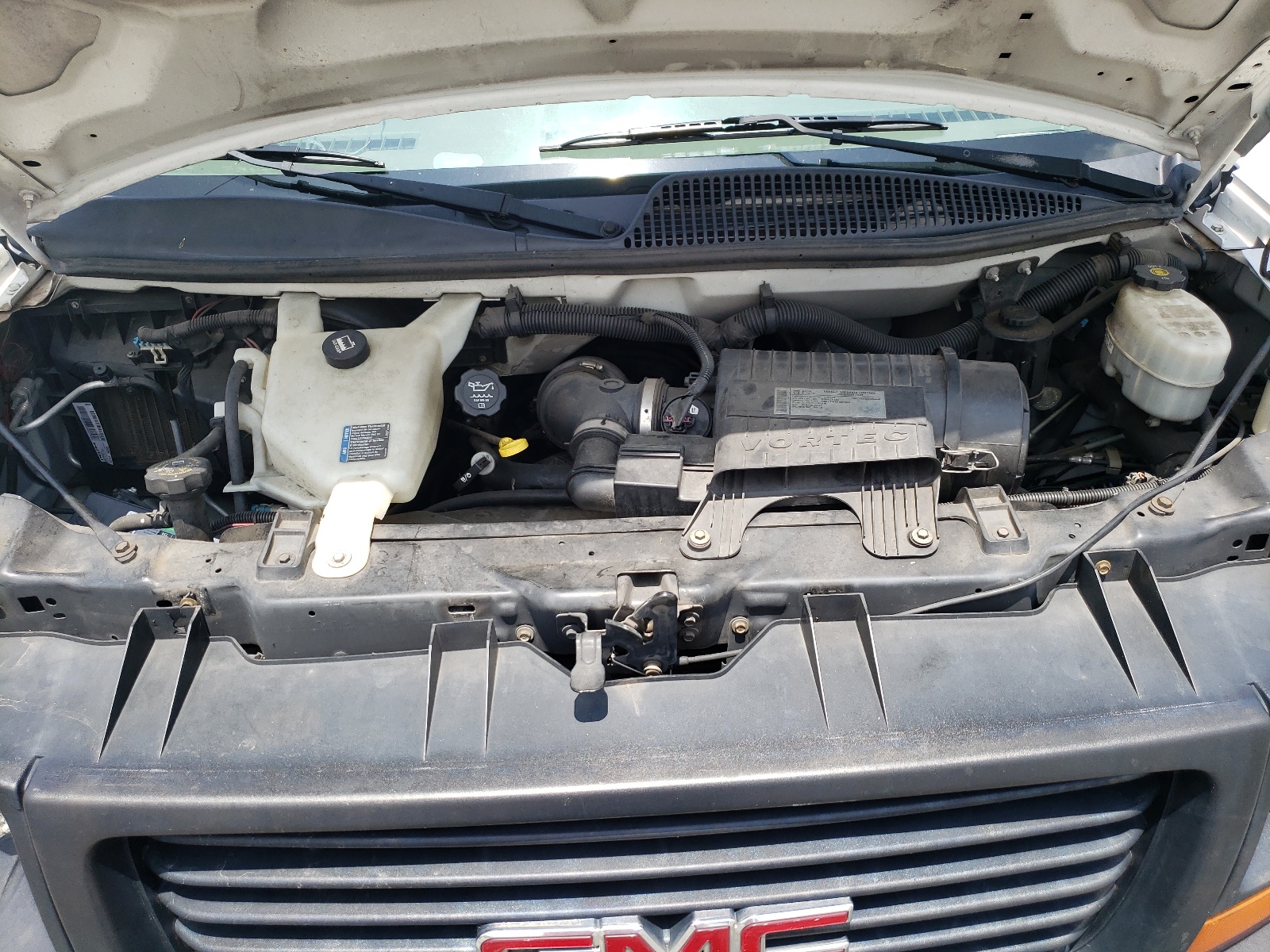 1GTZGGBGXA1131504 2010 GMC Savana G2500