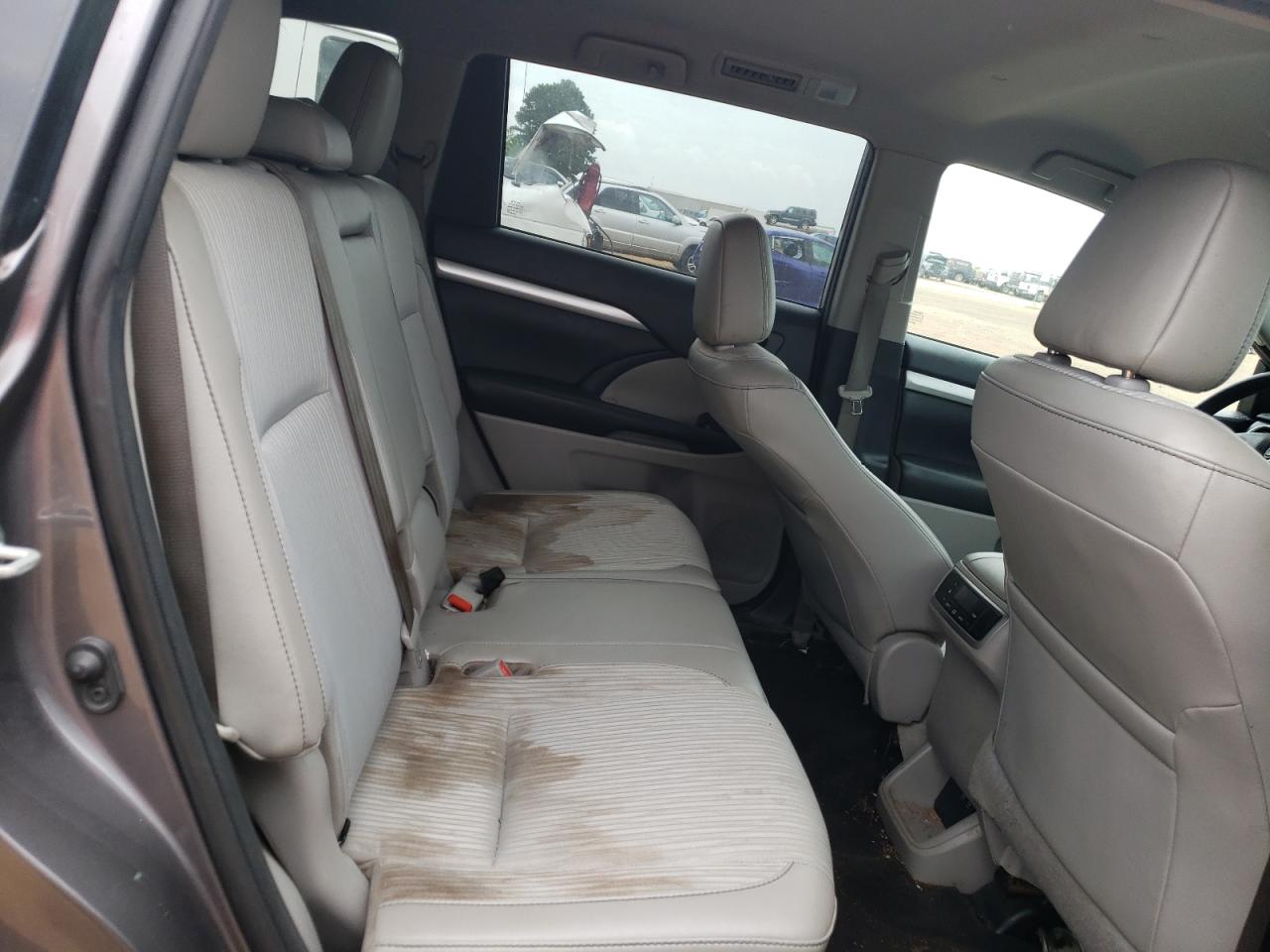 2019 Toyota Highlander Le VIN: 5TDZZRFH1KS364099 Lot: 59902624