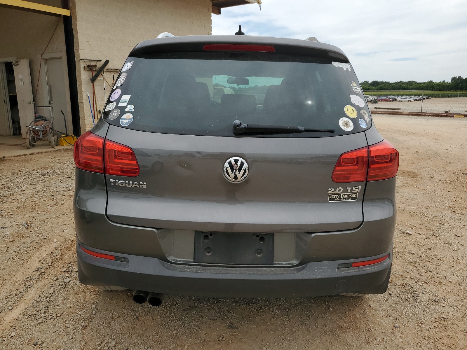 WVGAV7AX8CW003543 2012 Volkswagen Tiguan S