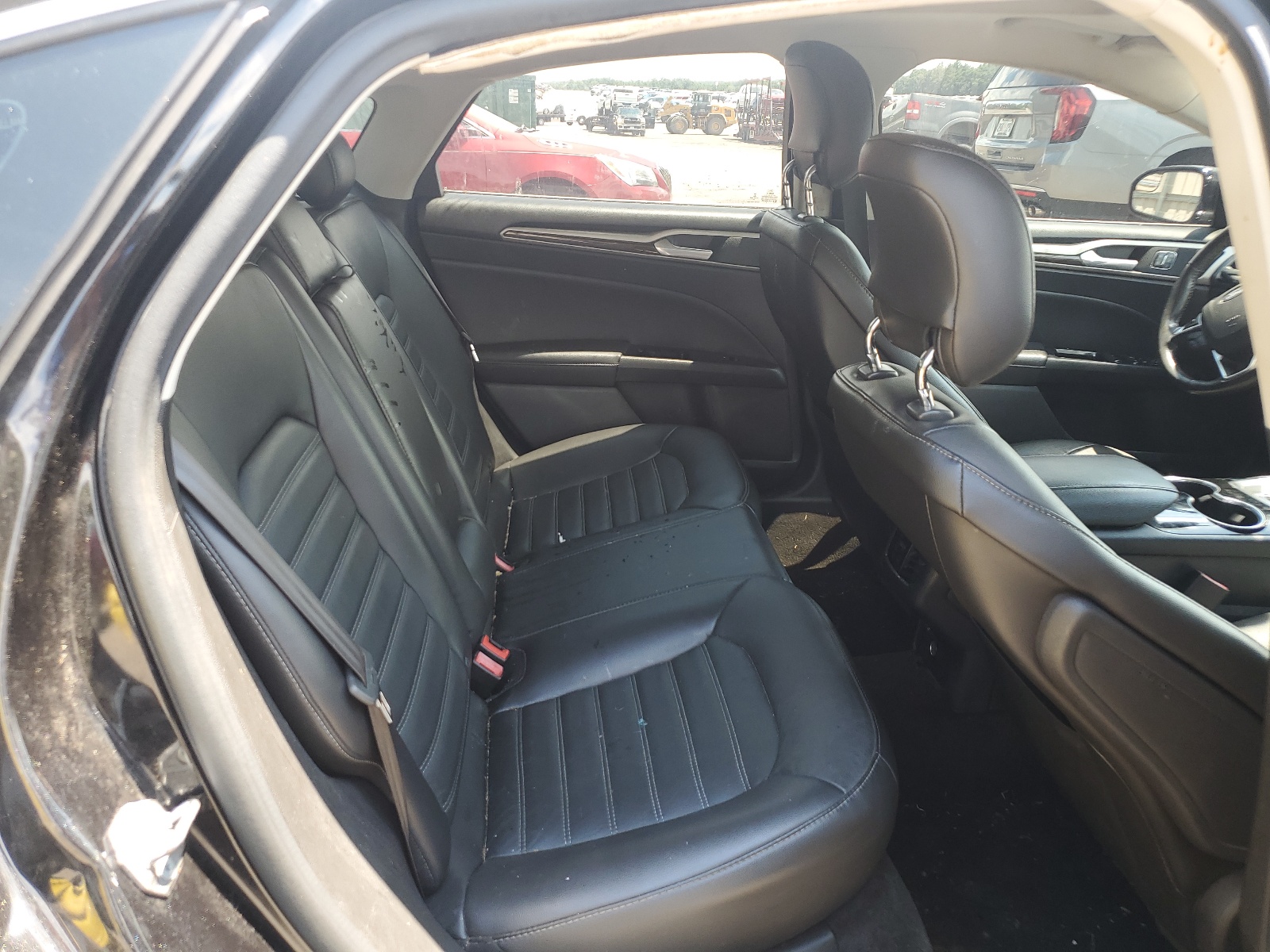 3FA6P0HD7FR121992 2015 Ford Fusion Se