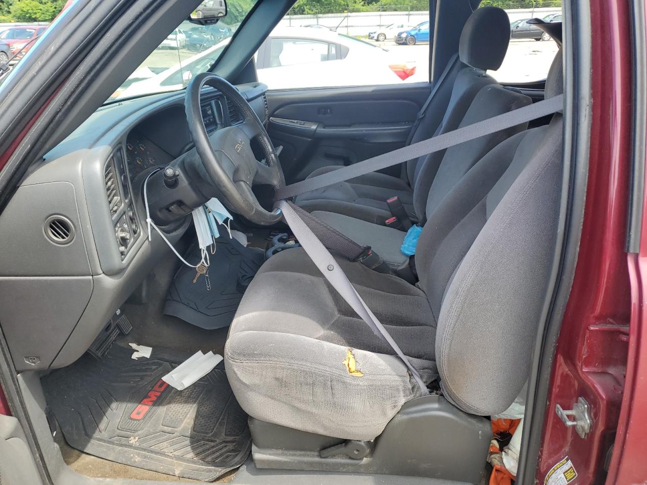 2004 GMC New Sierra C1500 VIN: 2GTEC13T841375282 Lot: 57289594