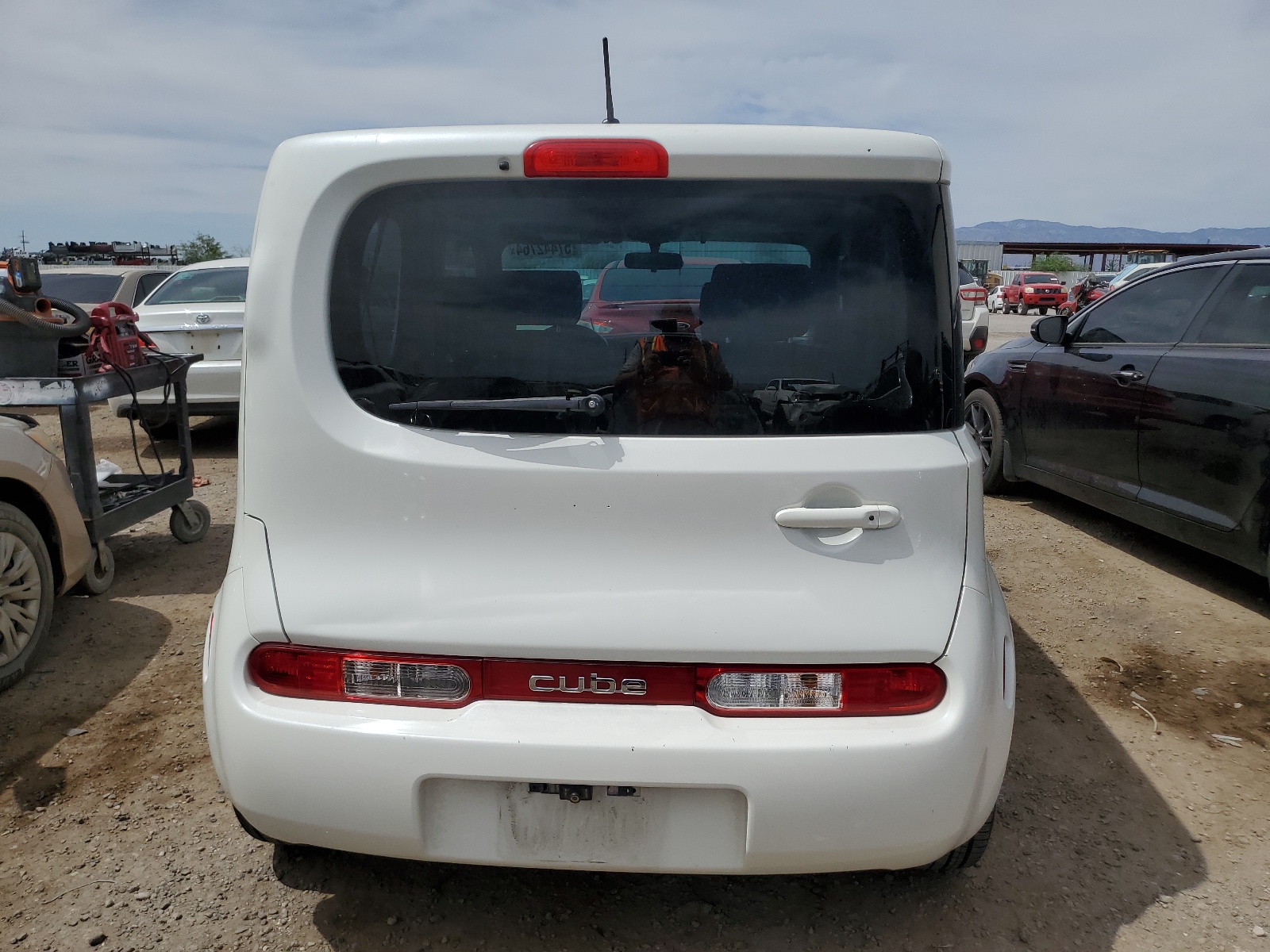 JN8AZ2KR8CT256220 2012 Nissan Cube Base