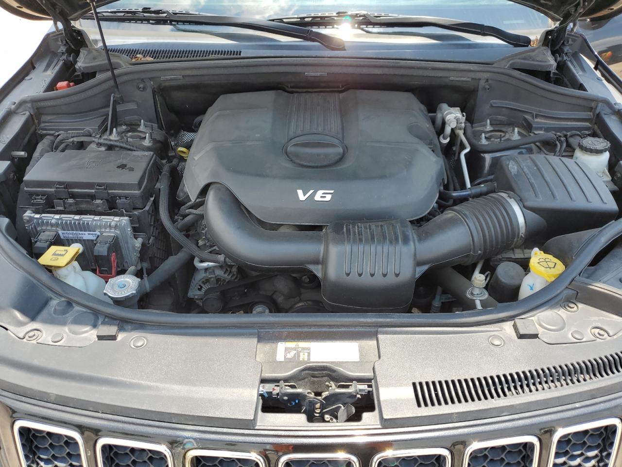 2015 Jeep Grand Cherokee Overland VIN: 1C4RJECG9FC615714 Lot: 56460204