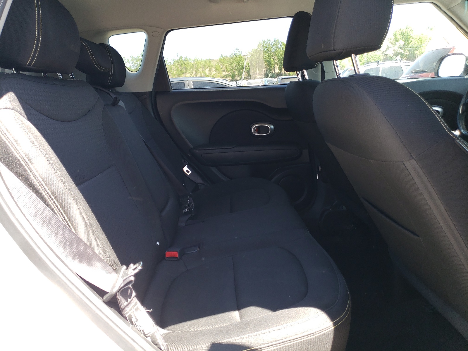 KNDJP3A56G7818216 2016 Kia Soul +