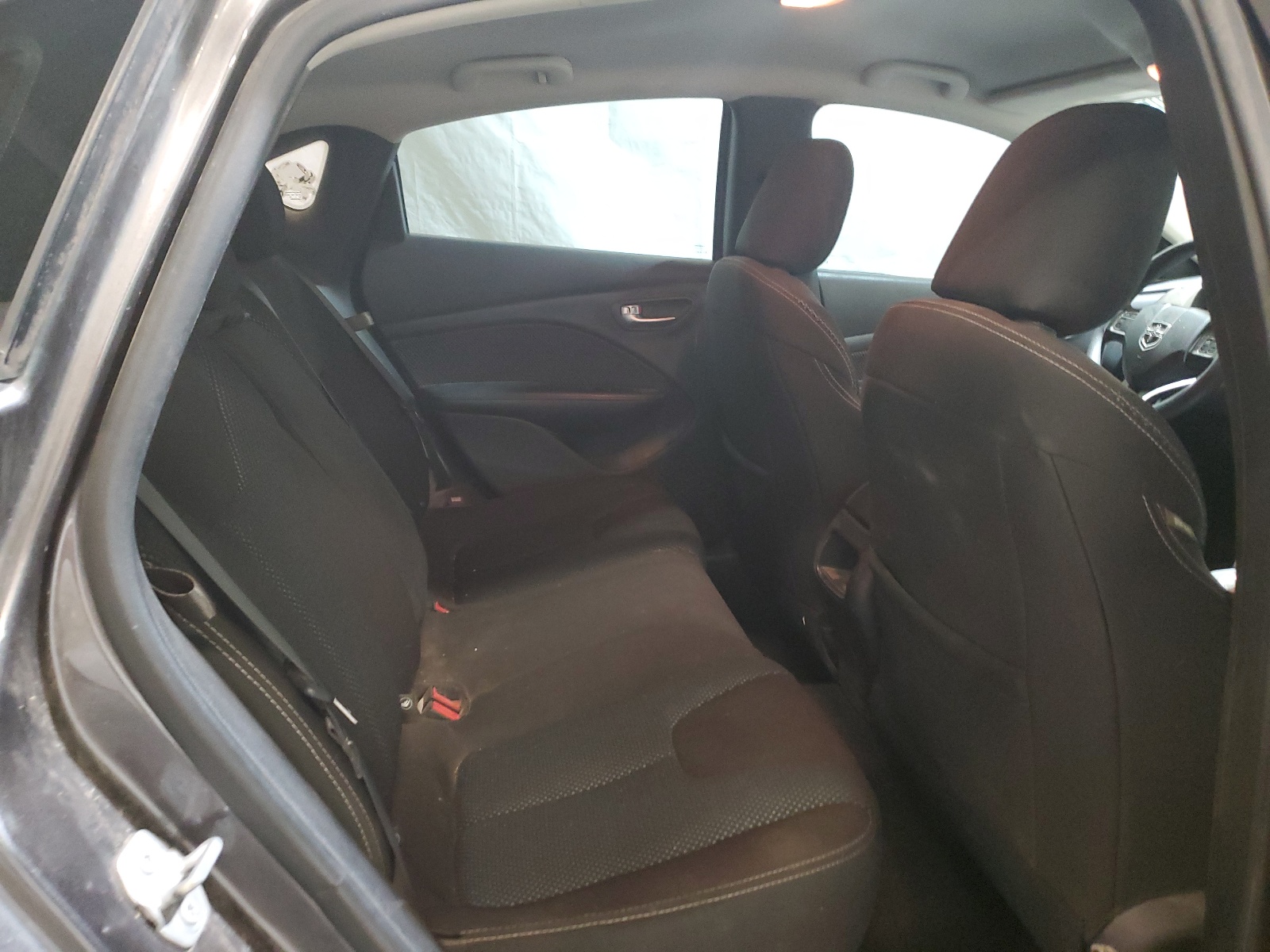 1C3CDFBB2FD330103 2015 Dodge Dart Sxt