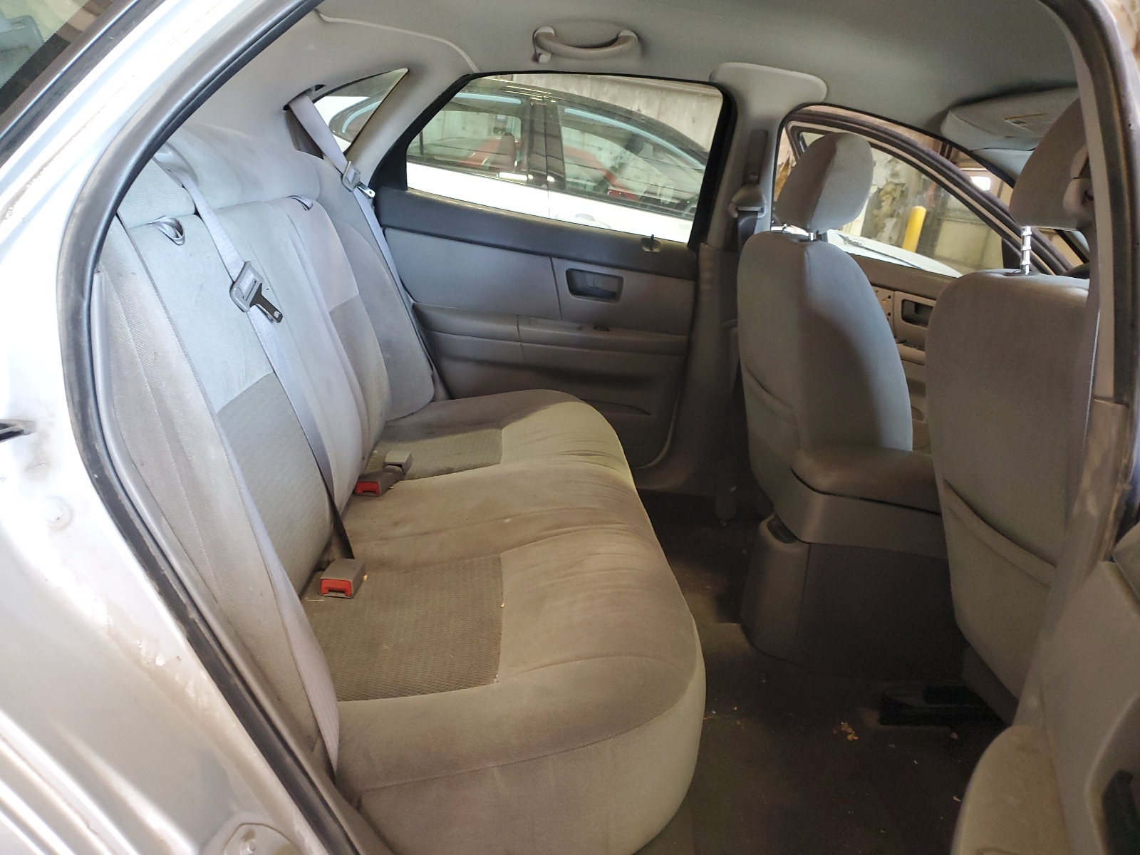 1FAFP53215A175428 2005 Ford Taurus Se