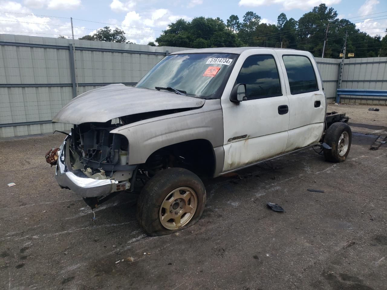 2005 GMC New Sierra C1500 VIN: 2GTEC13T551261192 Lot: 64875504