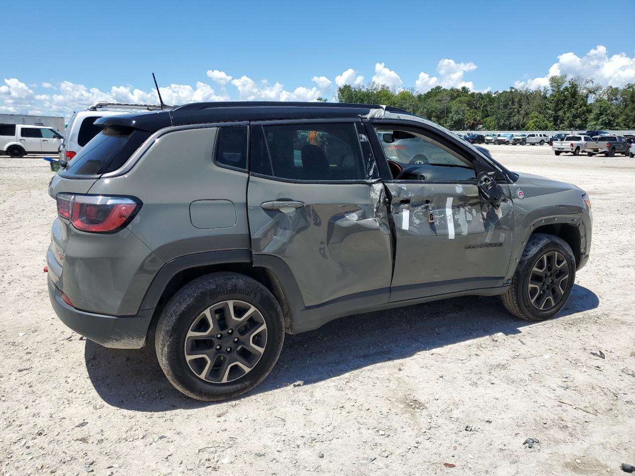 2019 Jeep Compass - Image 3