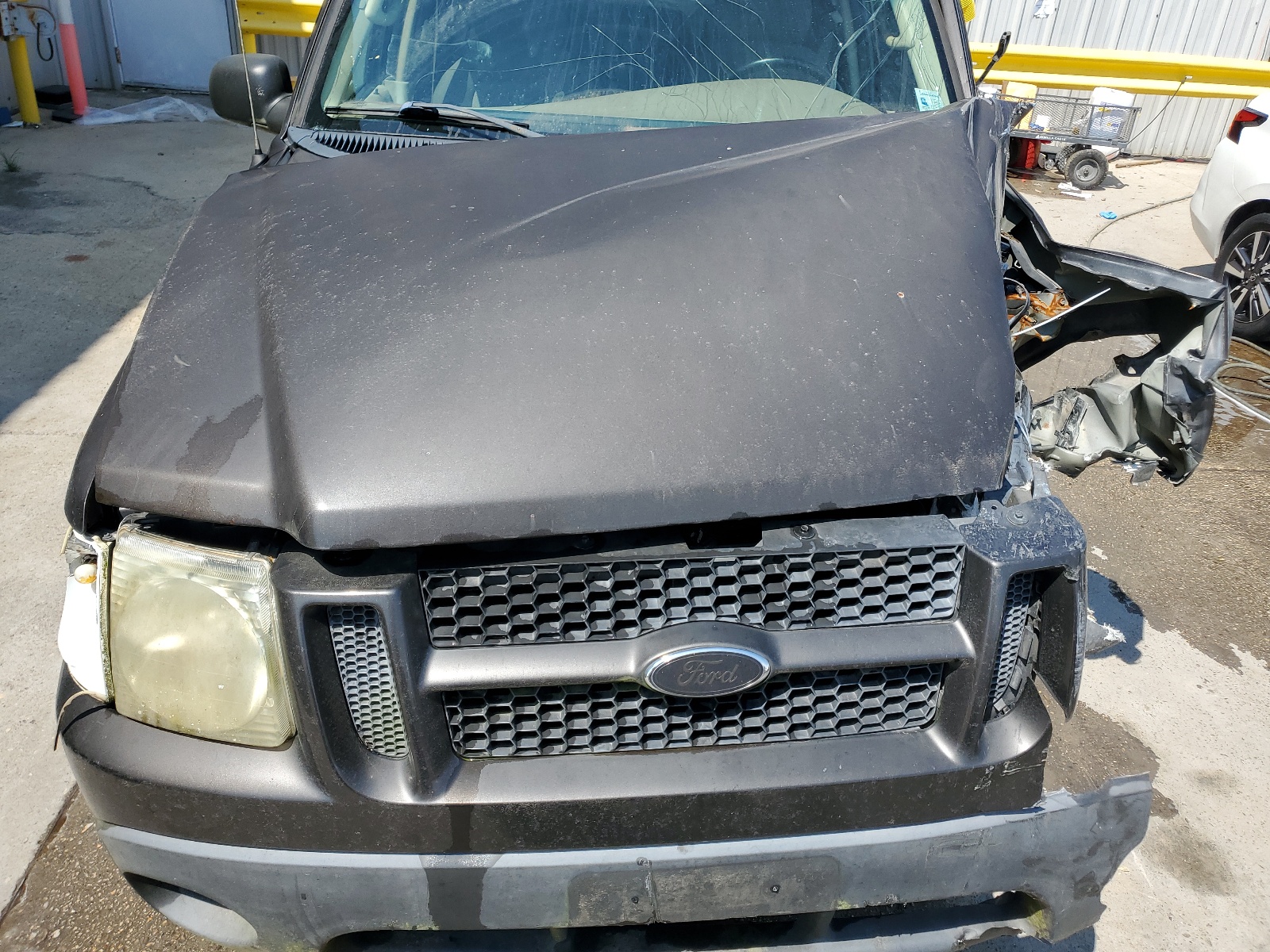 1FMZU67K75UB59888 2005 Ford Explorer Sport Trac