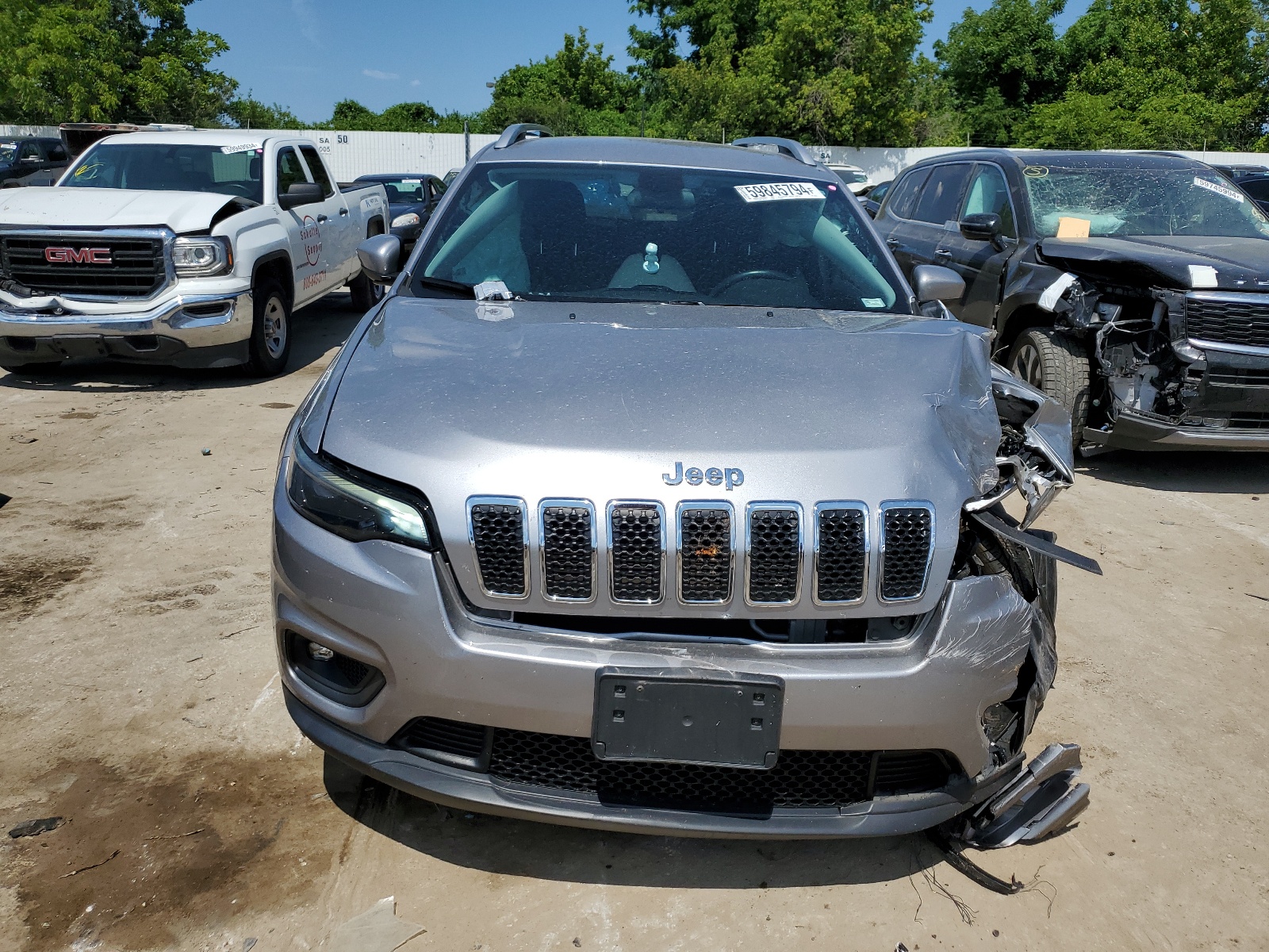 2019 Jeep Cherokee Latitude vin: 1C4PJLCX8KD343334