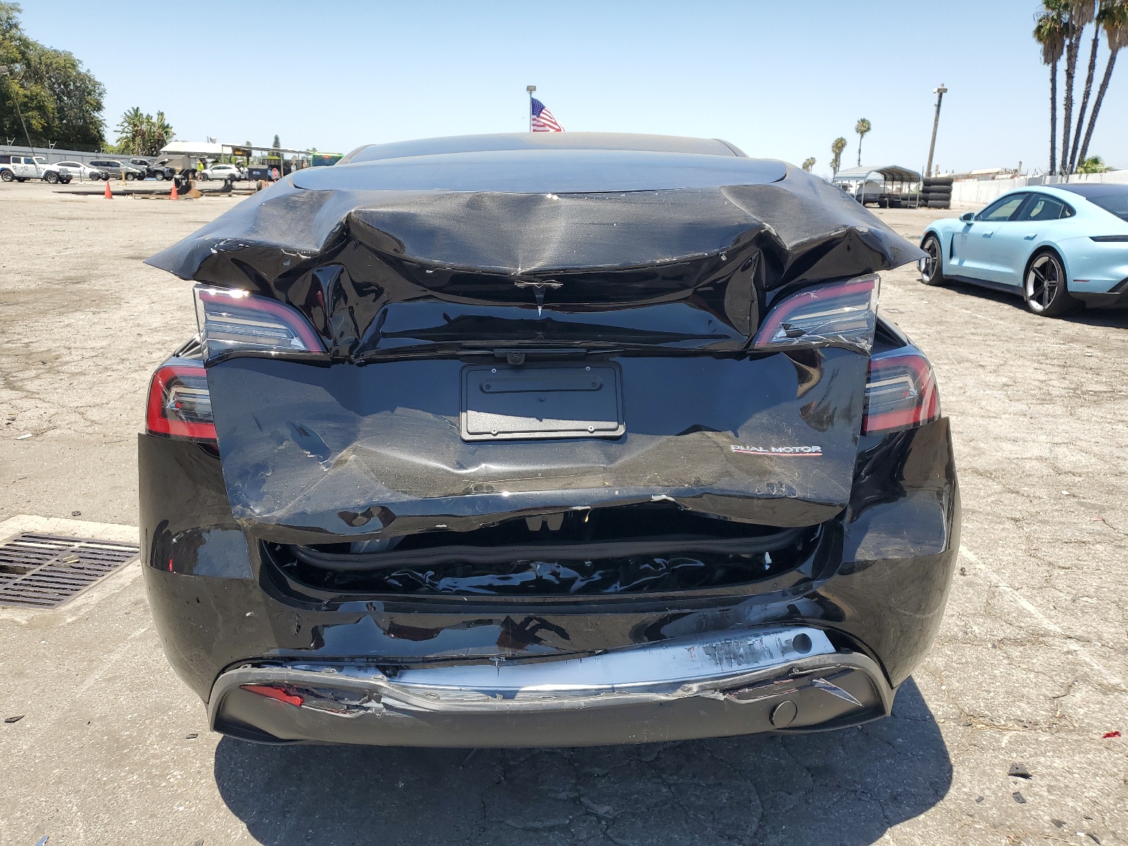 7SAYGDEF6RF081011 2024 Tesla Model Y