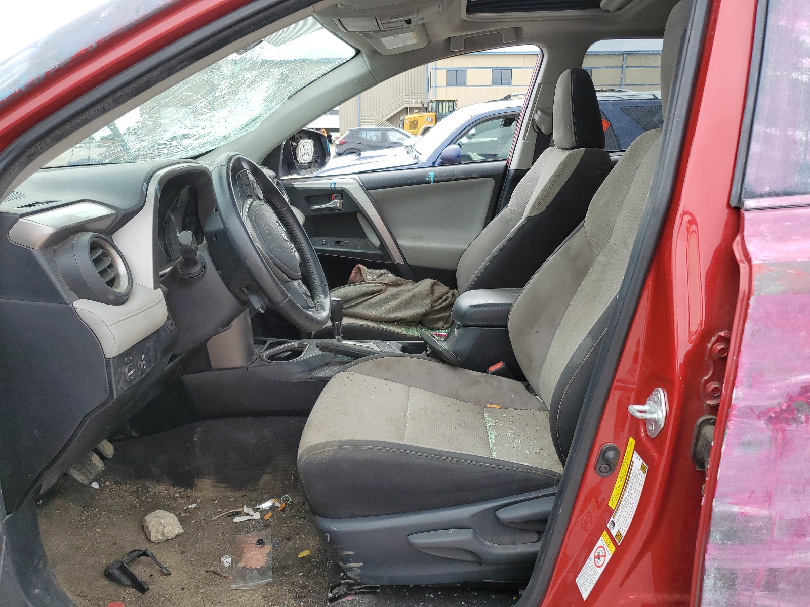 JTMWFREV6GJ098098 2016 Toyota Rav4 Xle