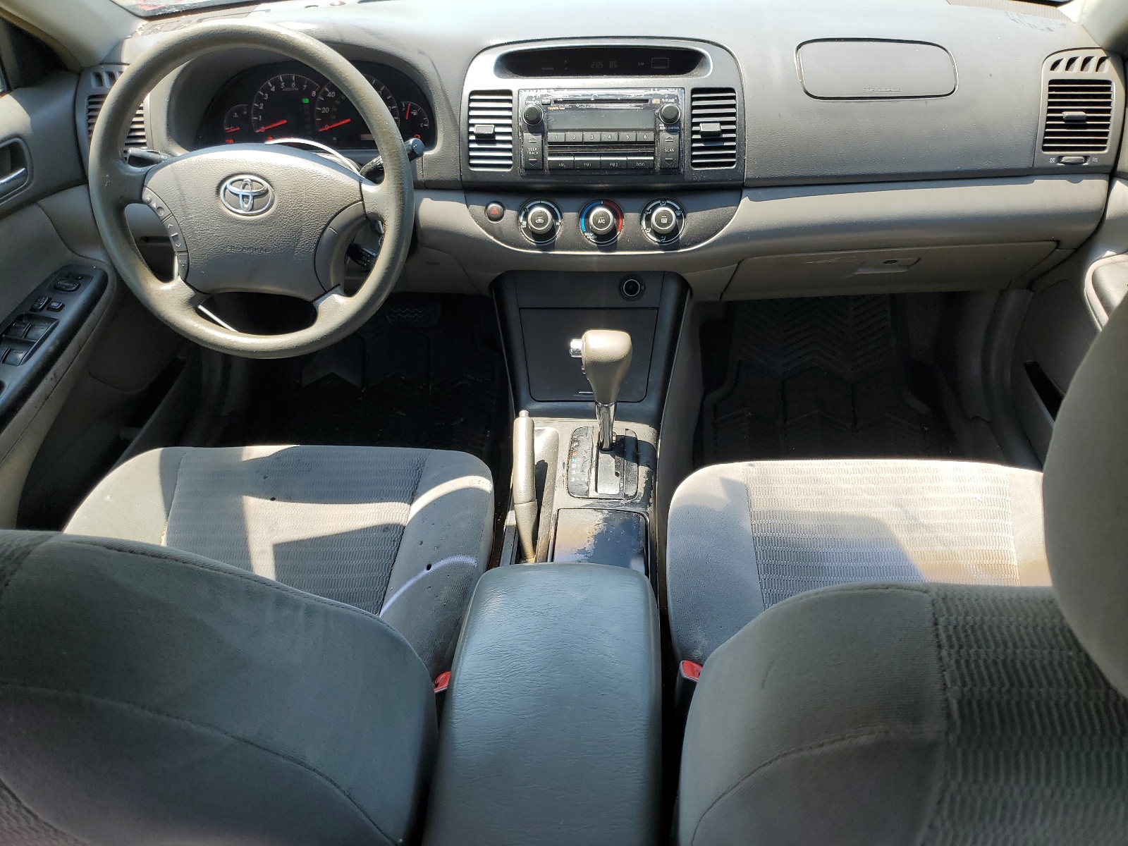 4T1BE32K75U516894 2005 Toyota Camry Le