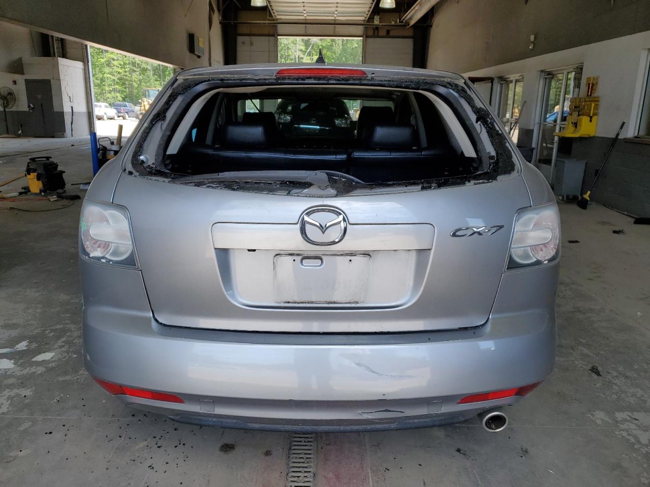 JM3ER2B5XB0372570 2011 Mazda Cx-7