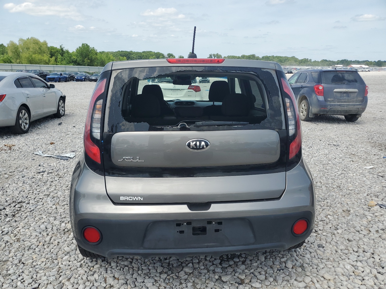 KNDJN2A26H7412413 2017 Kia Soul