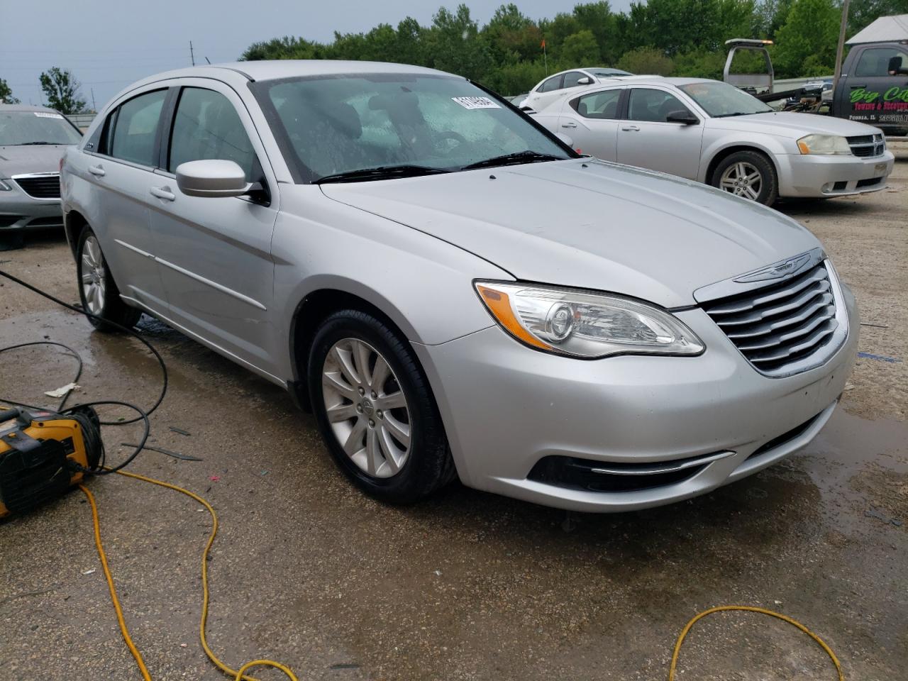 1C3BC1FG2BN568125 2011 Chrysler 200 Touring