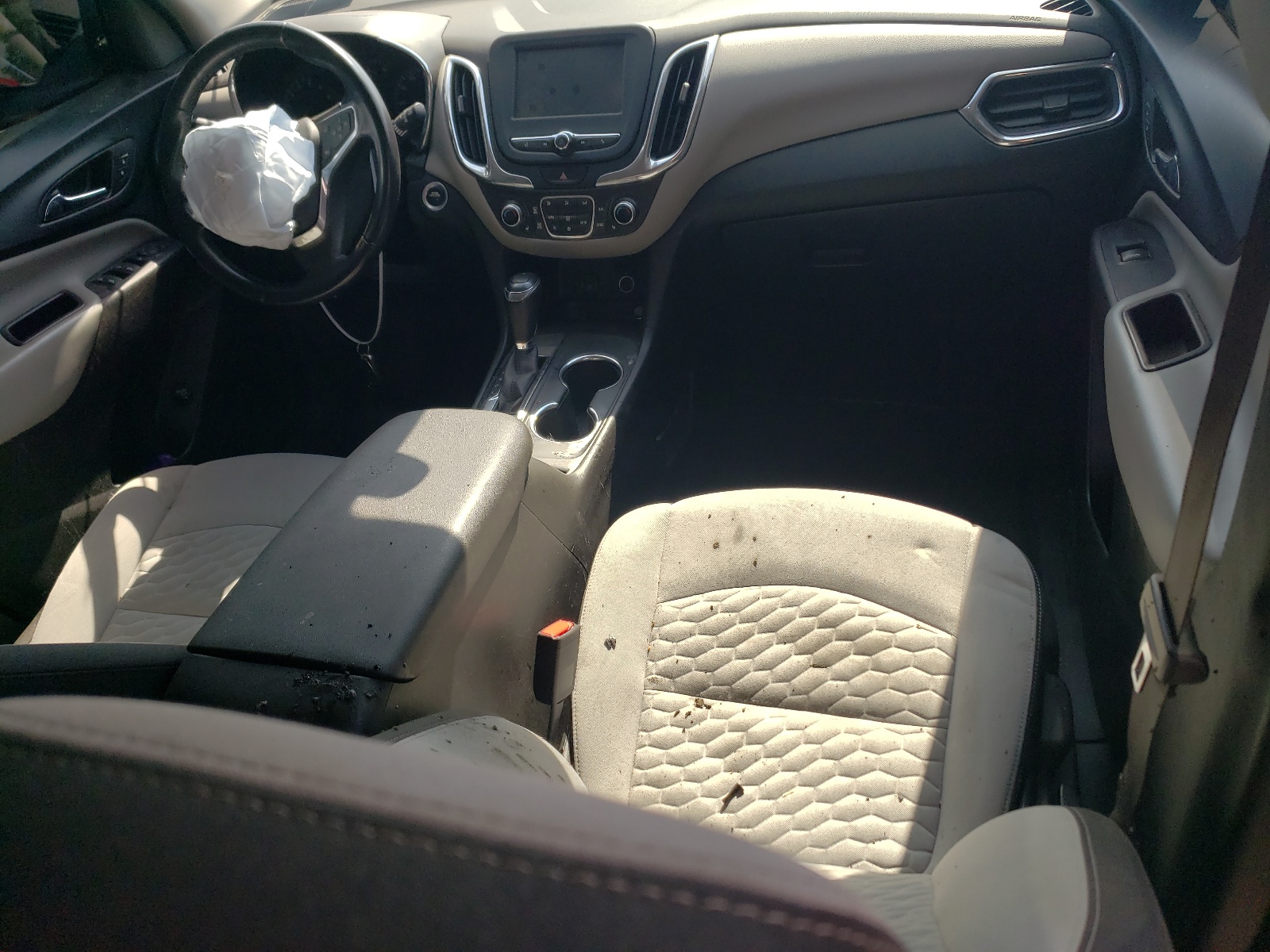 3GNAXJEV1JS621078 2018 Chevrolet Equinox Lt