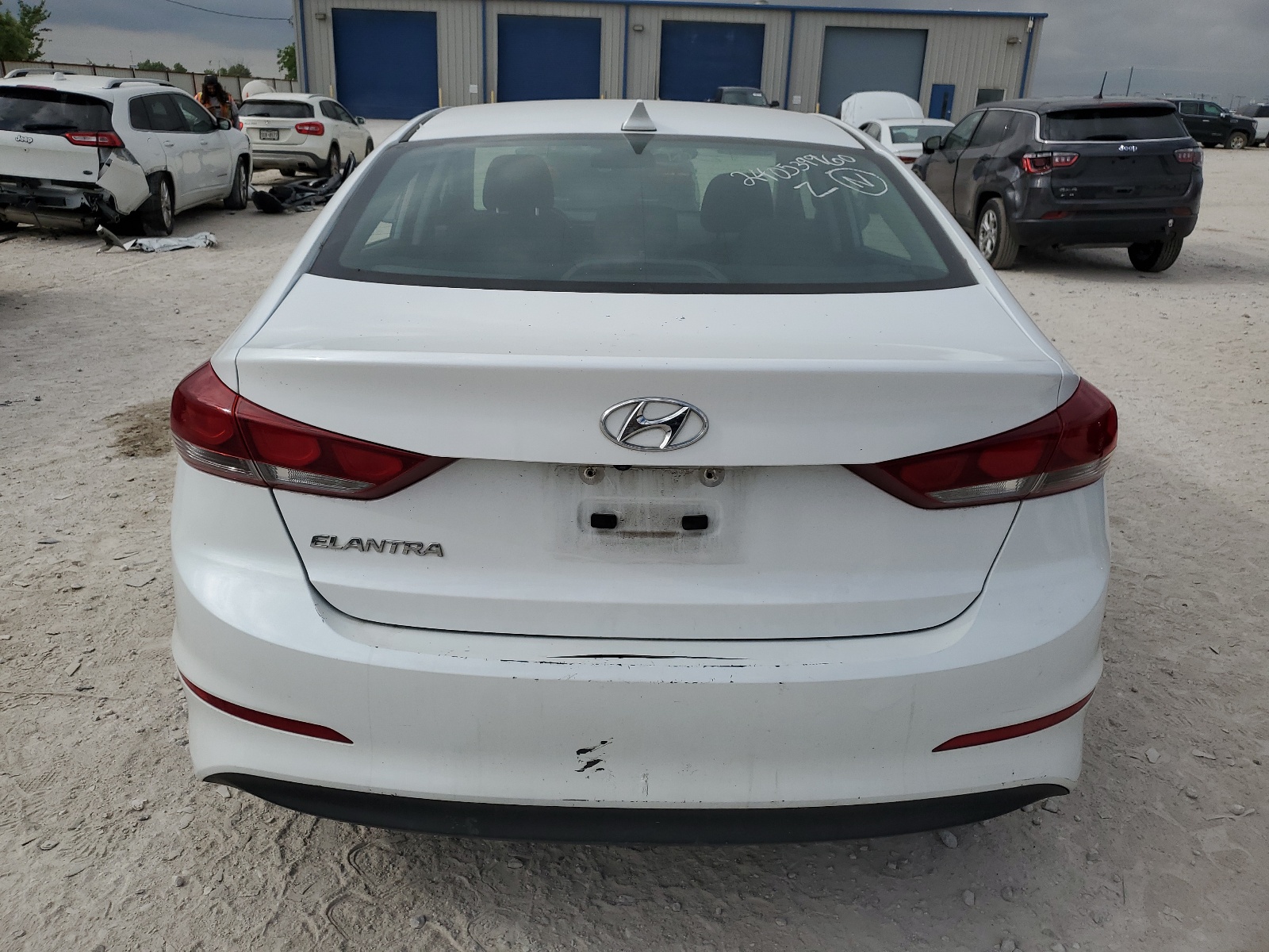 5NPD84LF5JH315382 2018 Hyundai Elantra Sel