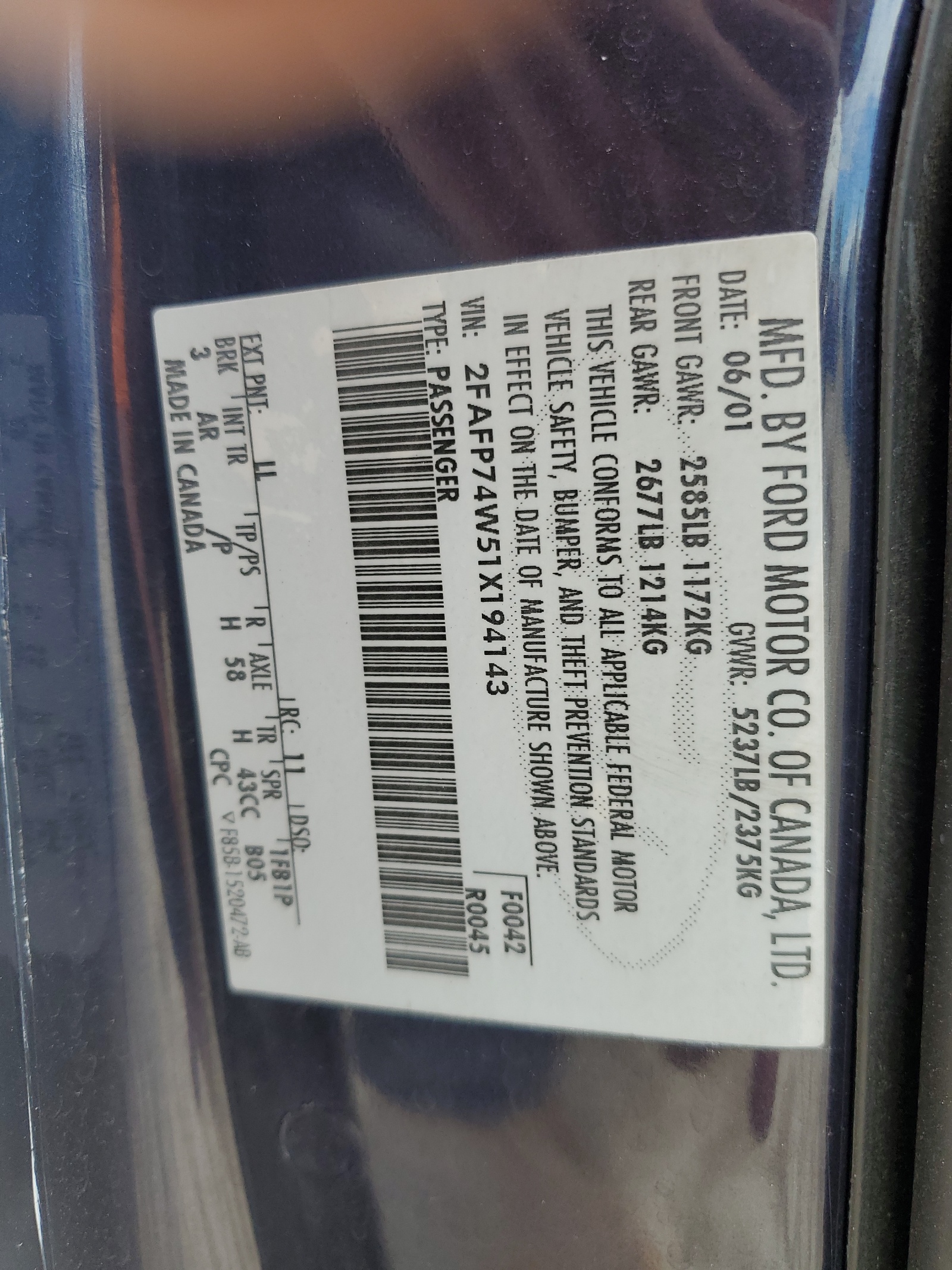 2FAFP74W51X194143 2001 Ford Crown Victoria Lx