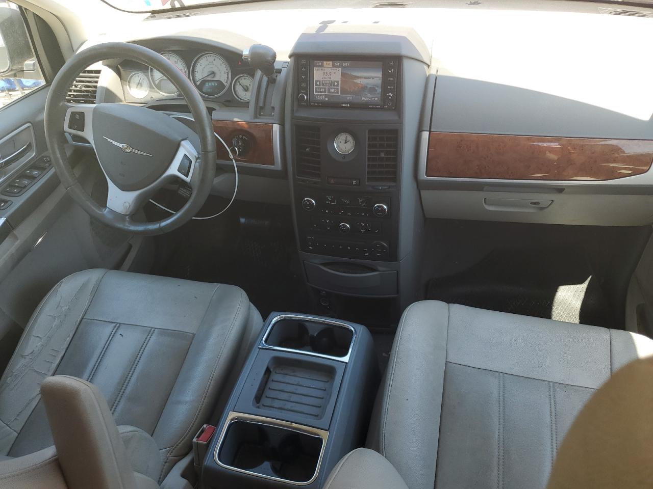 2008 Chrysler Town & Country Touring VIN: 2A8HR54P48R679035 Lot: 58956174