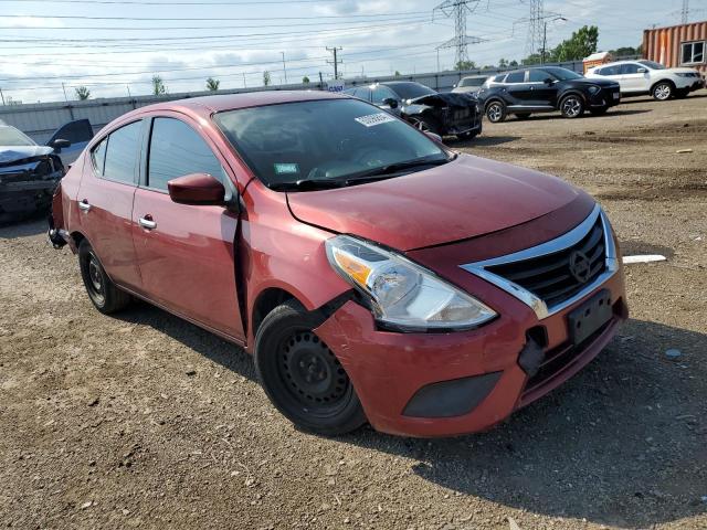  NISSAN VERSA 2017 Красный