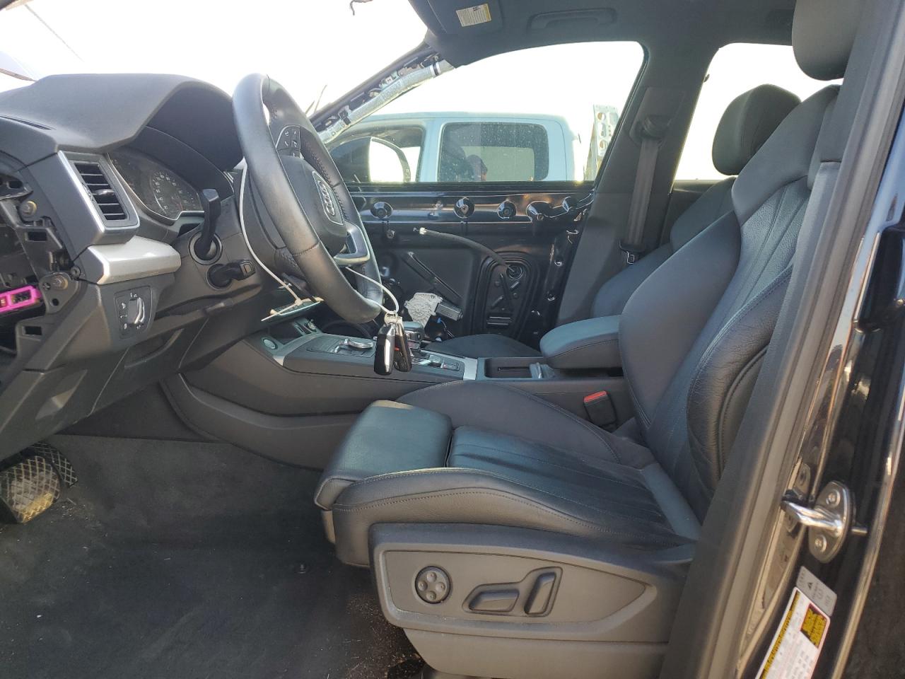 2020 Audi Q5 Premium VIN: WA1ANAFYXL2103681 Lot: 57775144