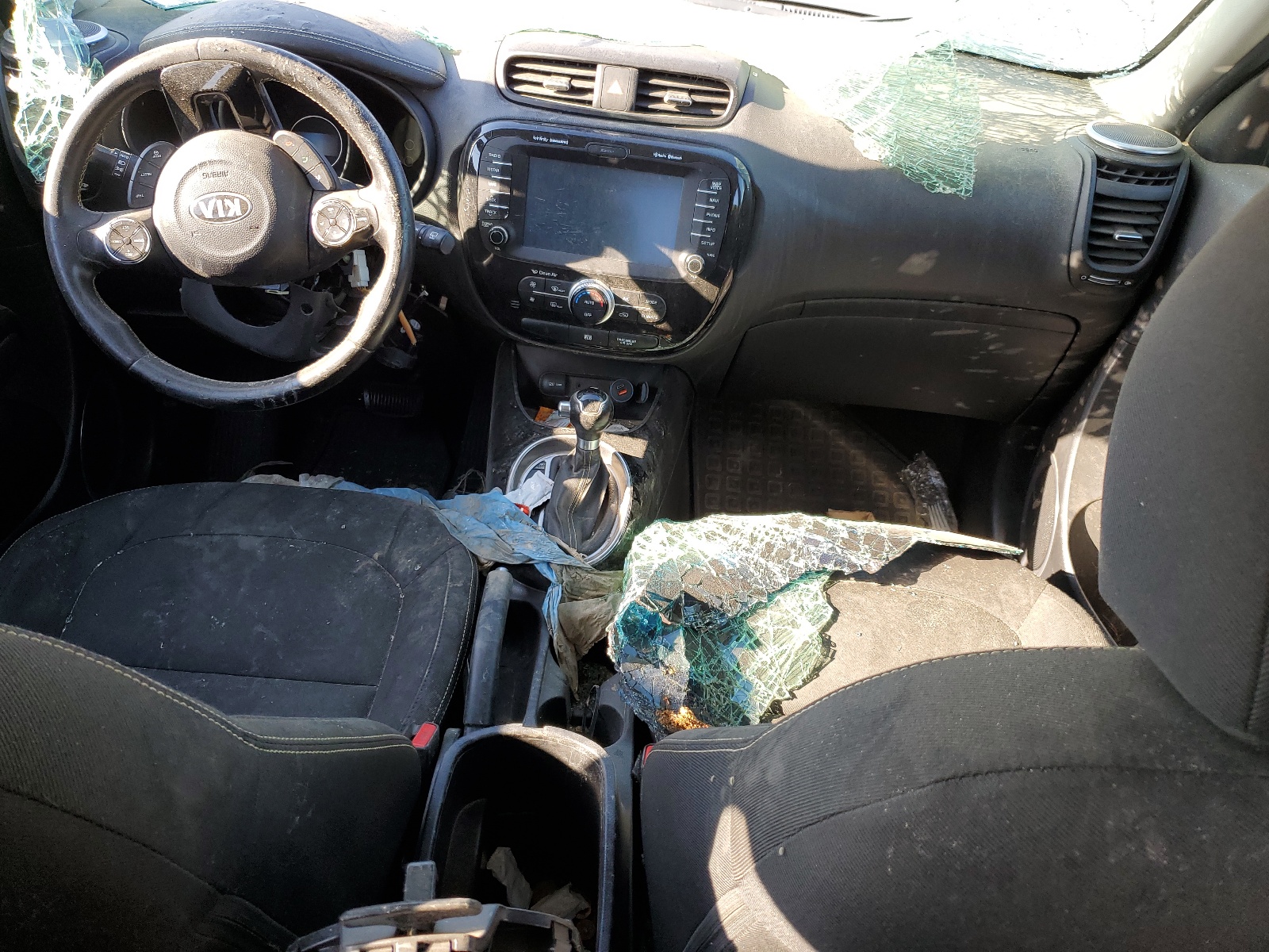 KNDJP3A5XF7201920 2015 Kia Soul +