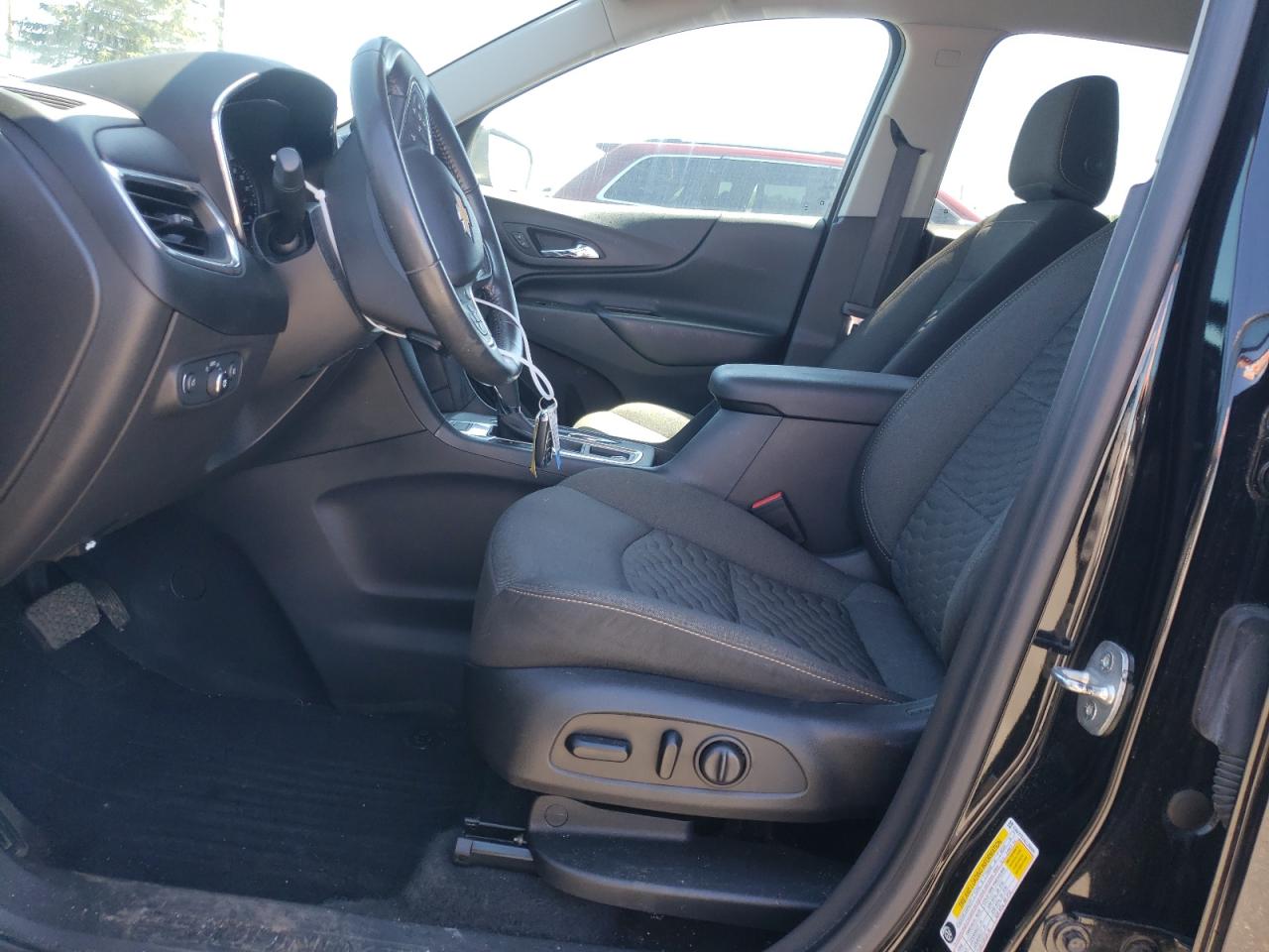 2020 Chevrolet Equinox - Image 7