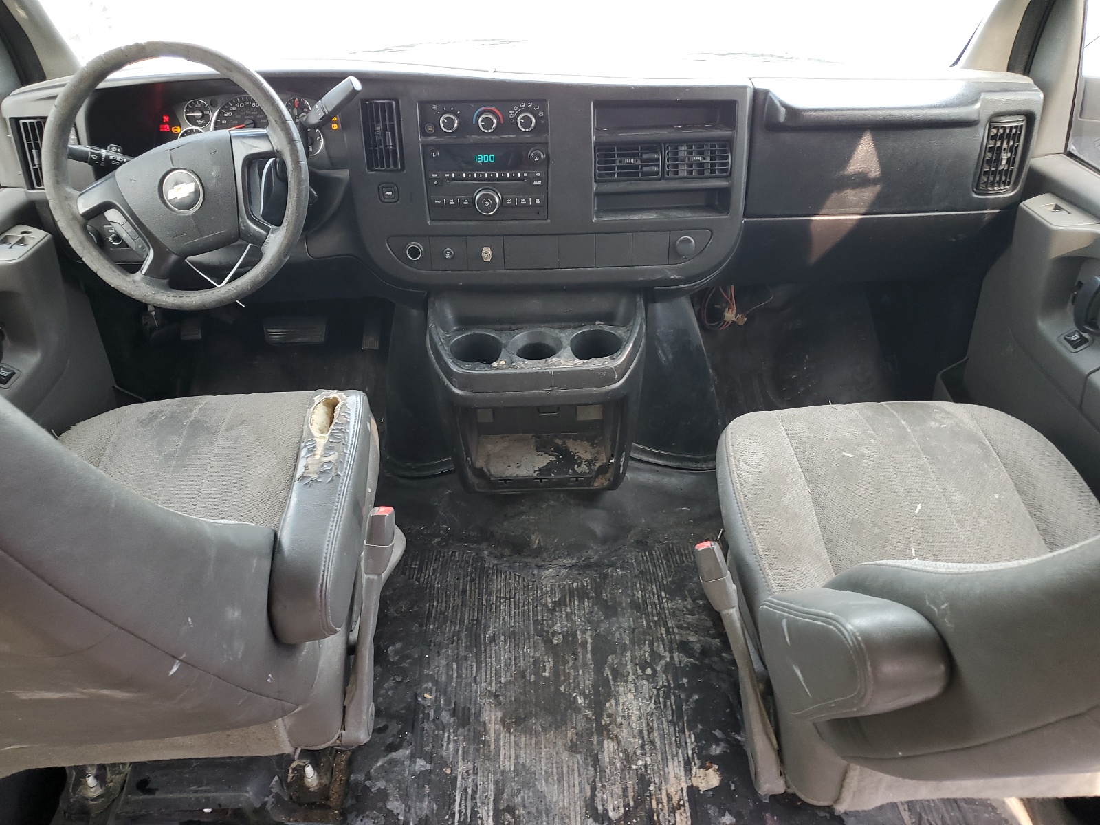 1GCWGFBA5C1182727 2012 Chevrolet Express G2500