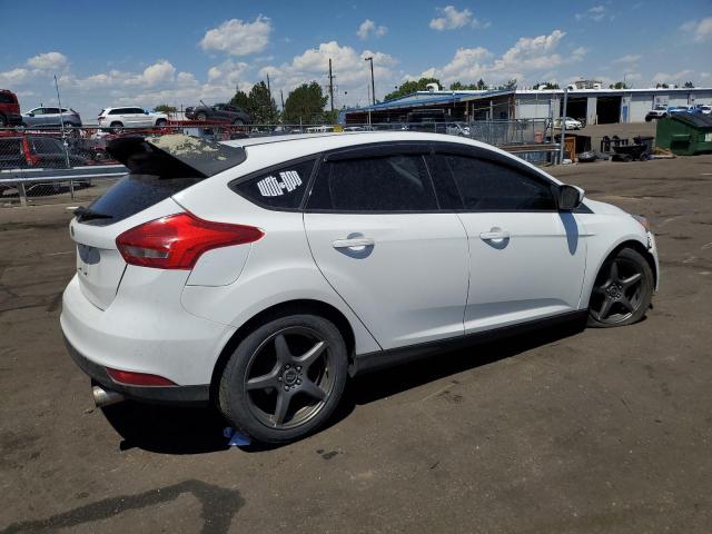  FORD FOCUS 2018 White