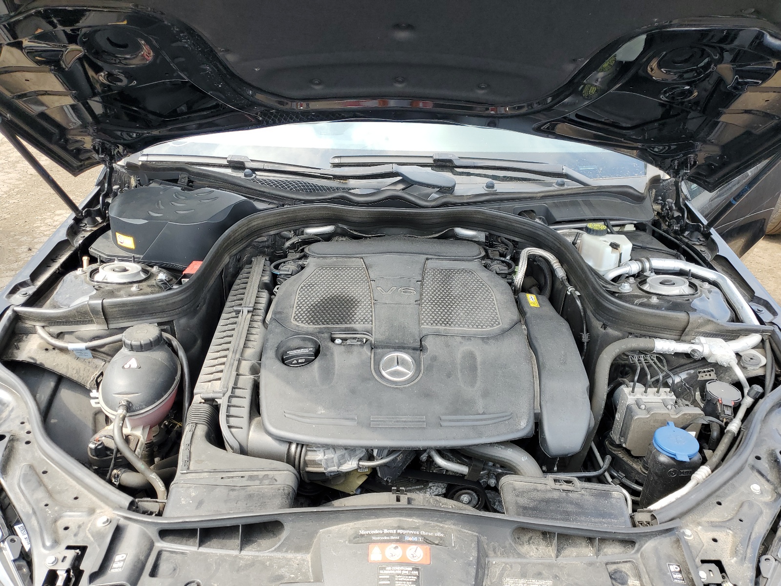 WDDHF8JB8GB240319 2016 Mercedes-Benz E 350 4Matic