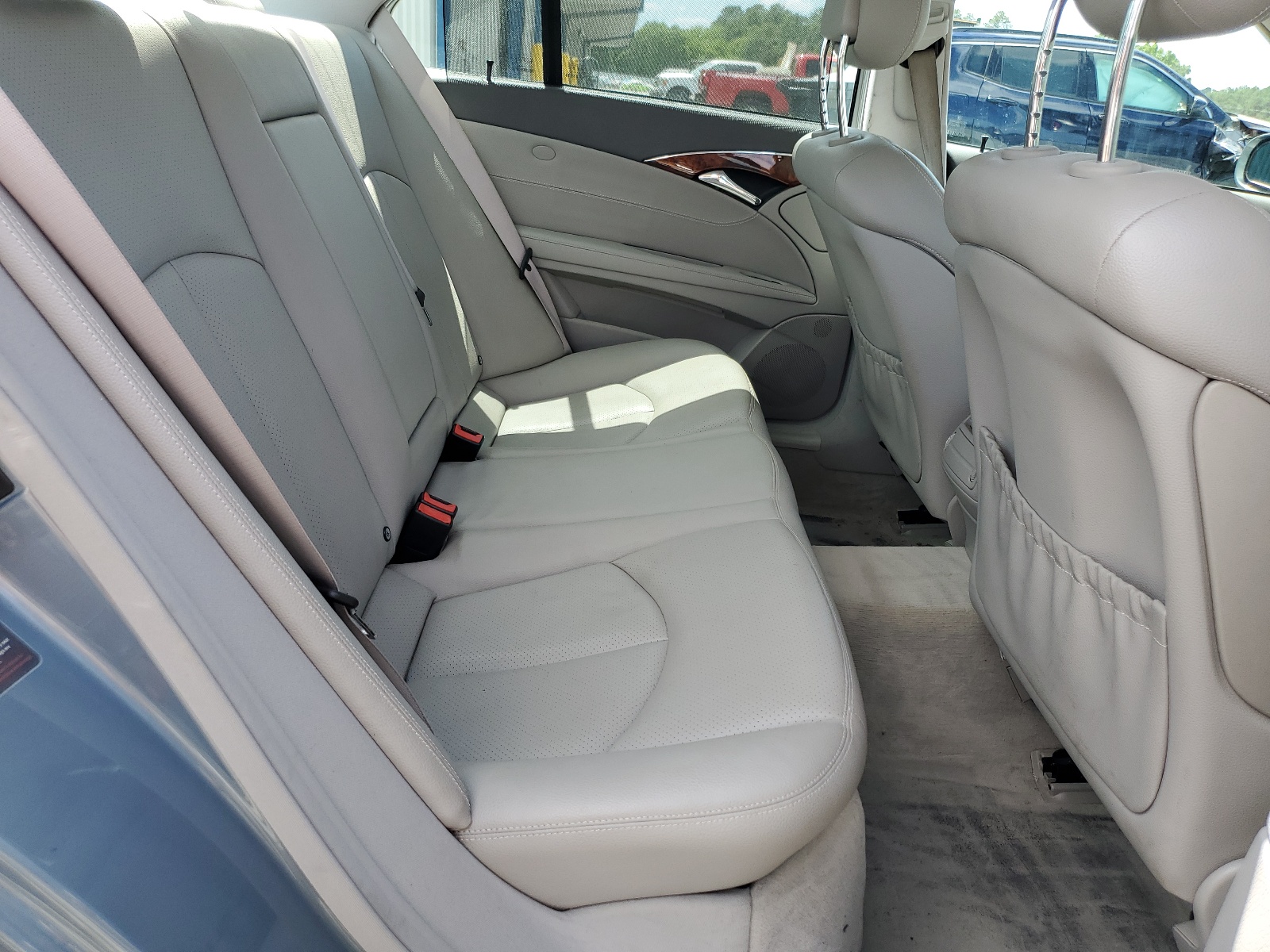 WDBUF65J95A709613 2005 Mercedes-Benz E 320