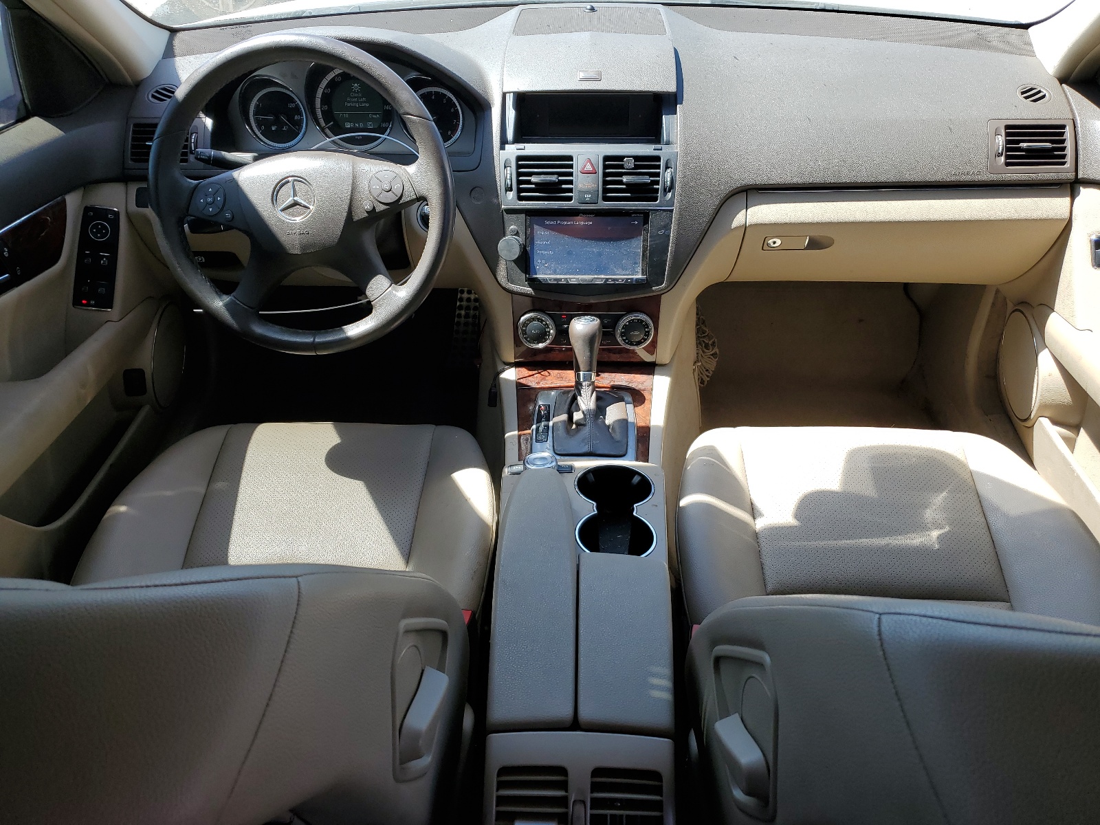 WDDGF5EB6AF472292 2010 Mercedes-Benz C 300