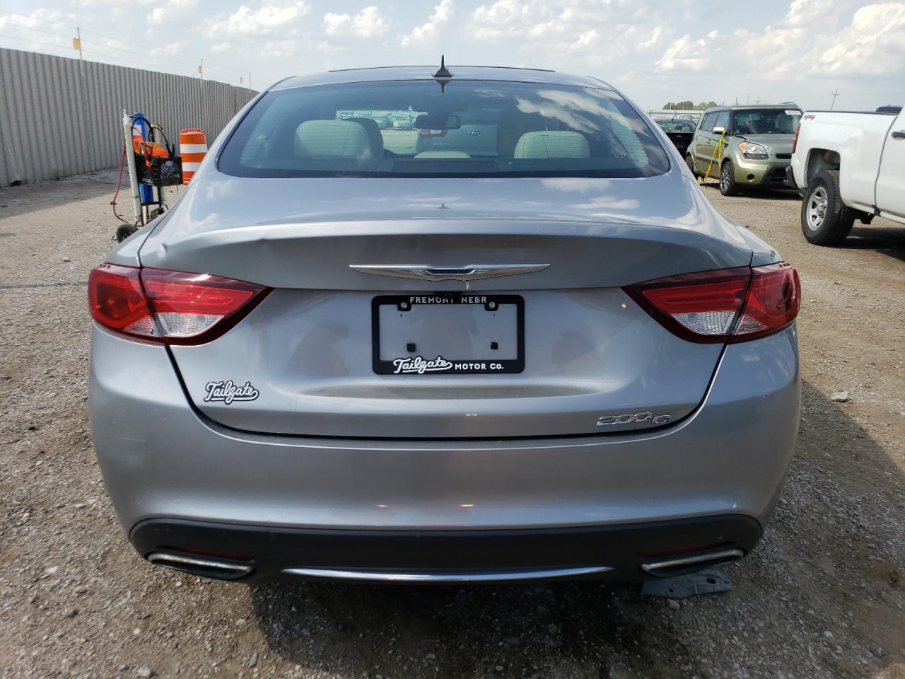 1C3CCCCG7FN543070 2015 Chrysler 200 C