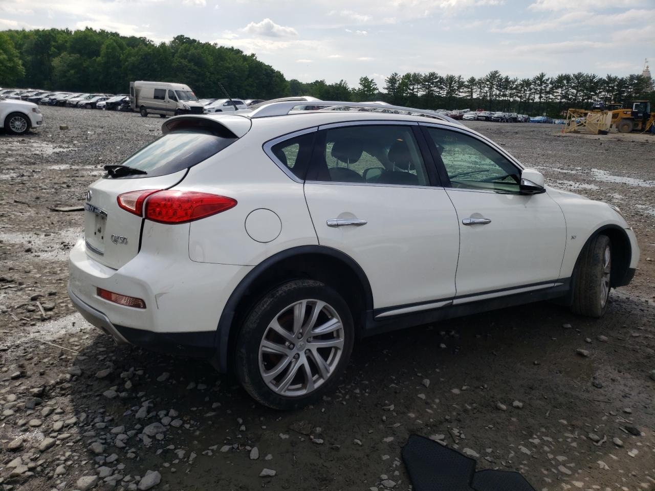 2016 Infiniti QX50 - Image 3