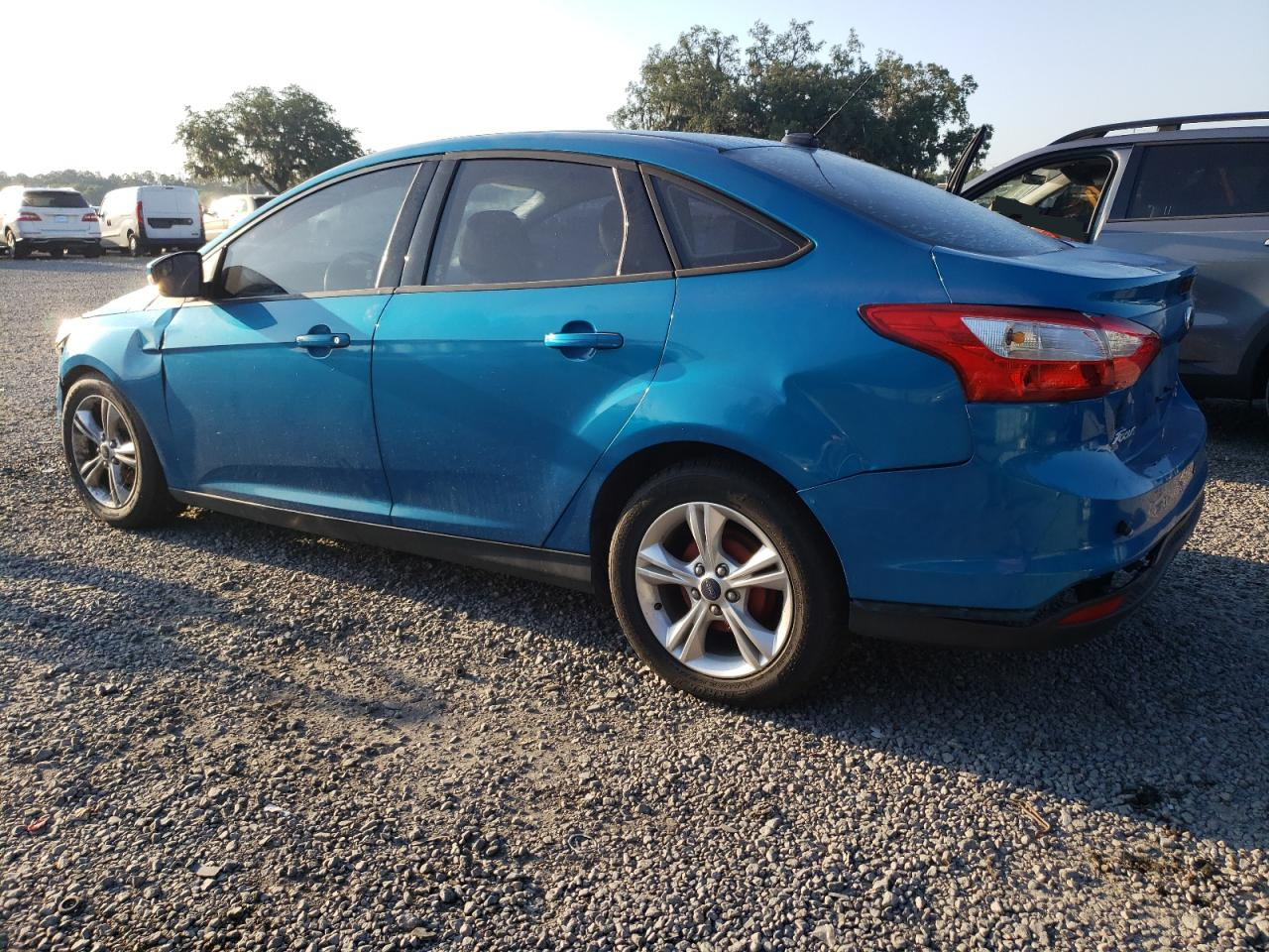 2014 Ford Focus Se vin: 1FADP3F27EL252105