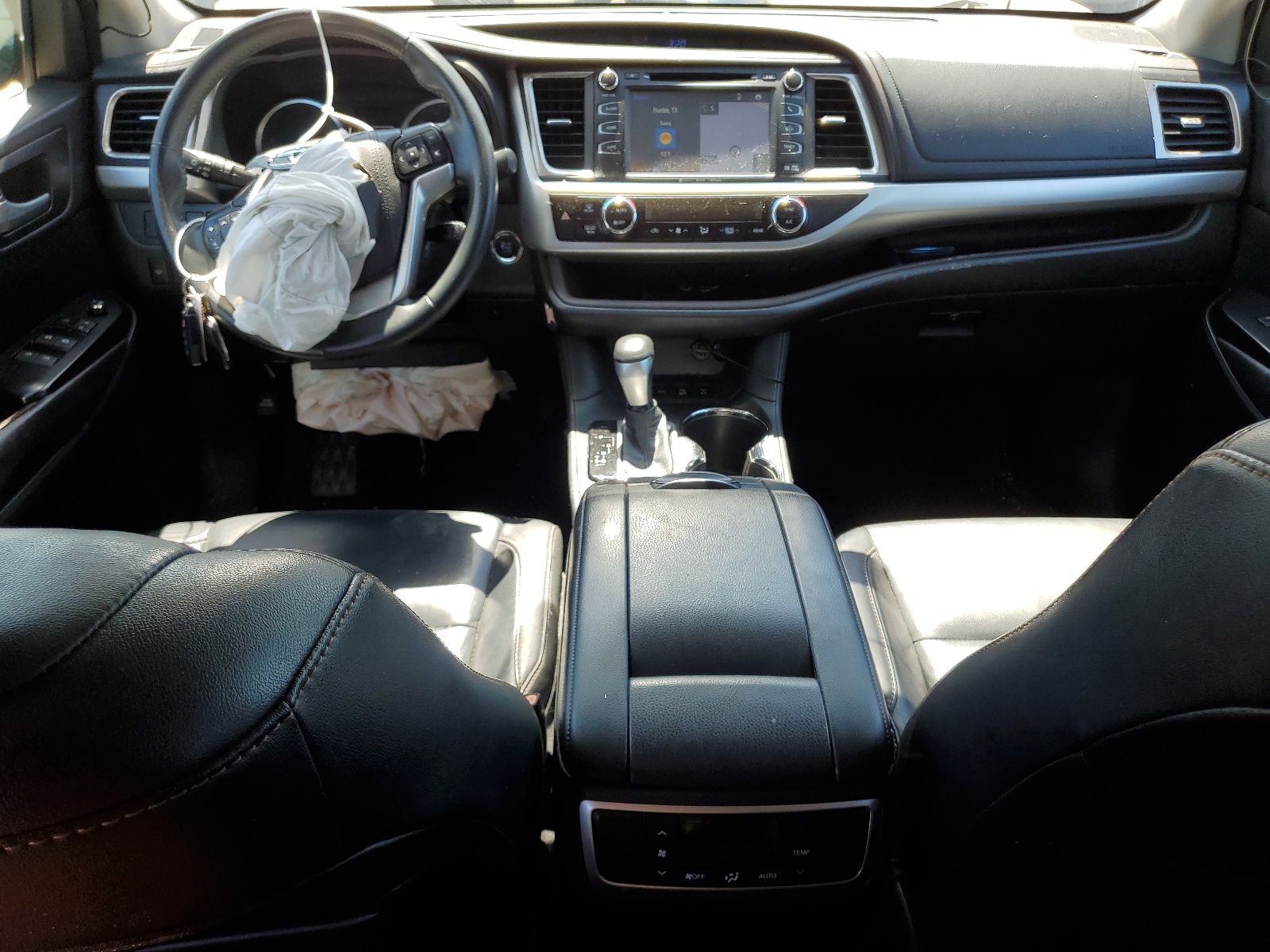 5TDJKRFH3GS348141 2016 Toyota Highlander Xle