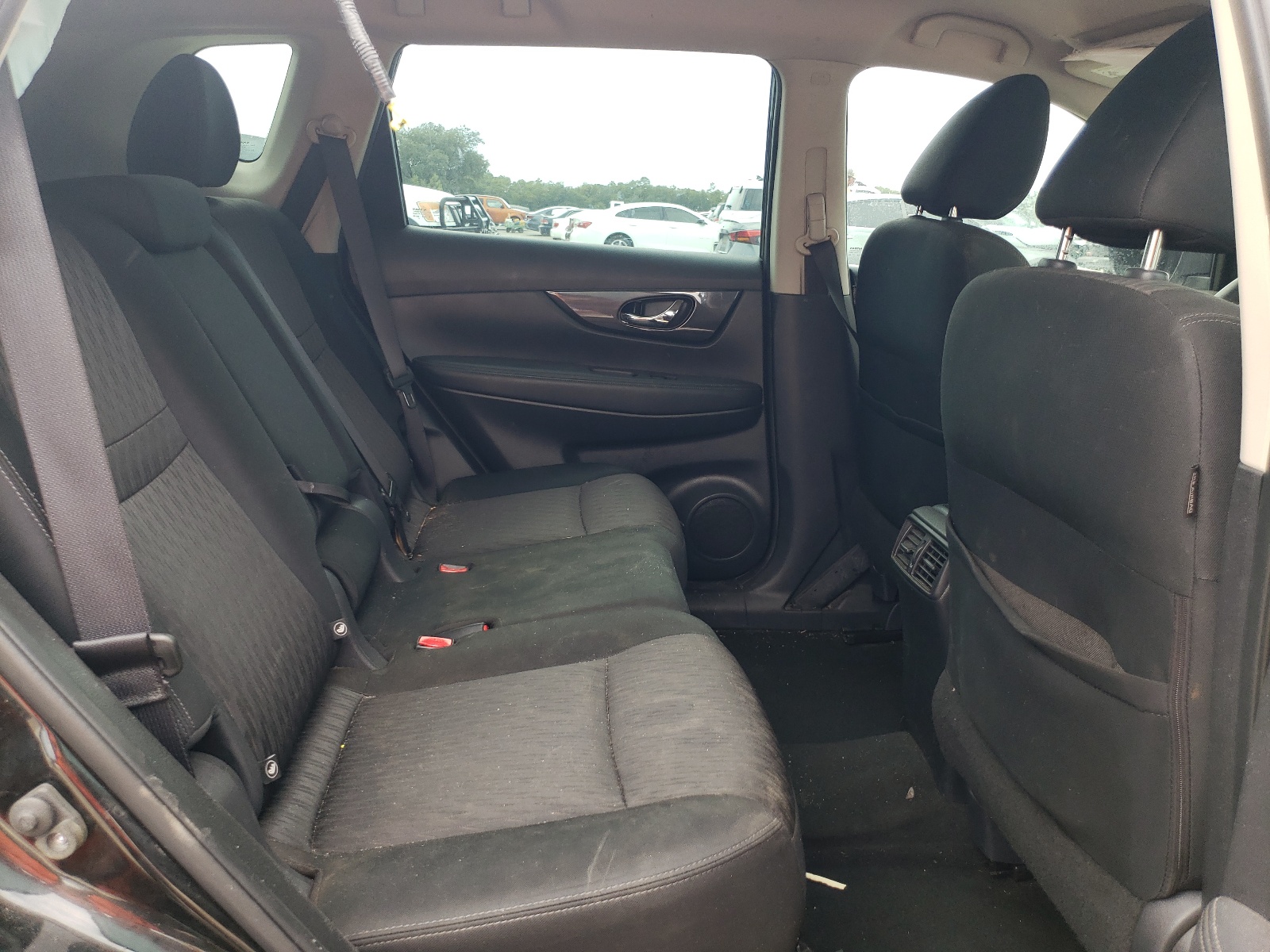 KNMAT2MT0JP567149 2018 Nissan Rogue S