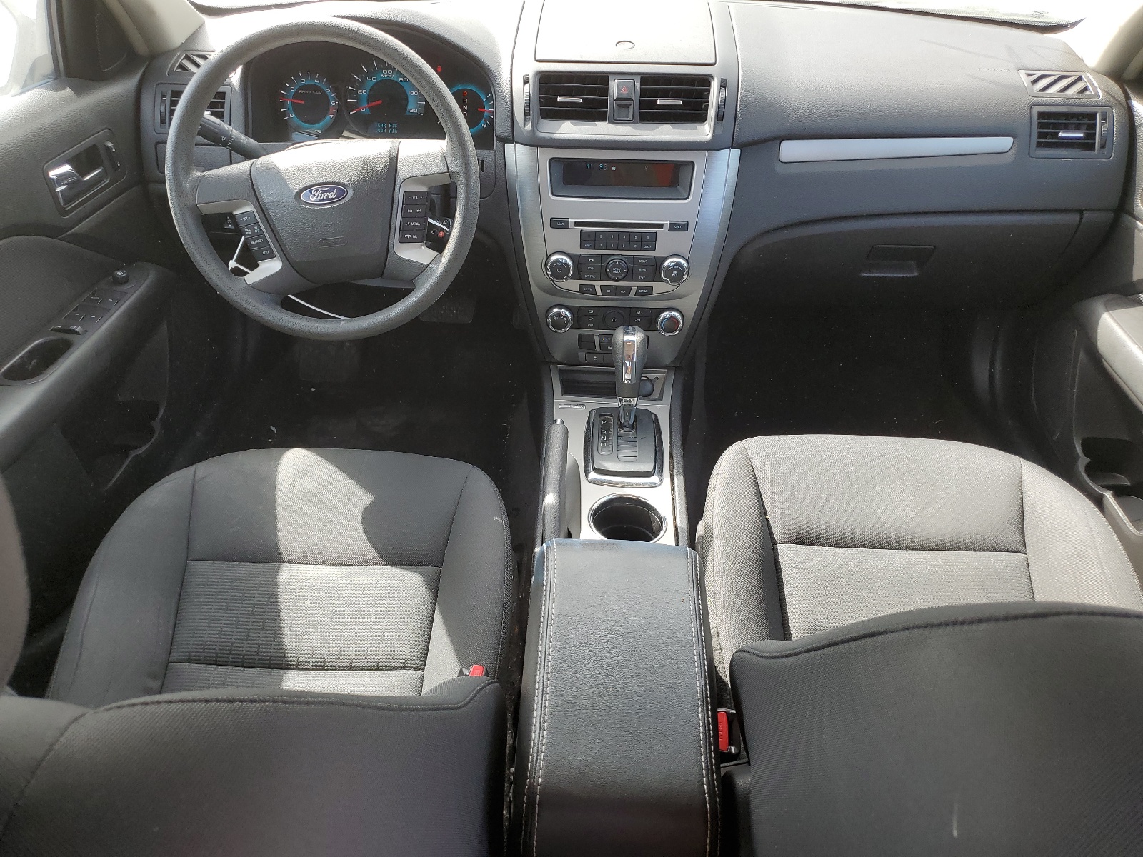 3FAHP0HA0AR260630 2010 Ford Fusion Se