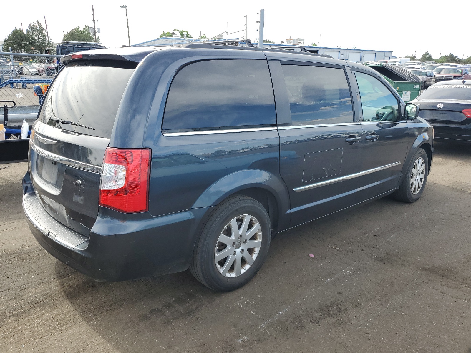 2013 Chrysler Town & Country Touring vin: 2C4RC1BG2DR690411