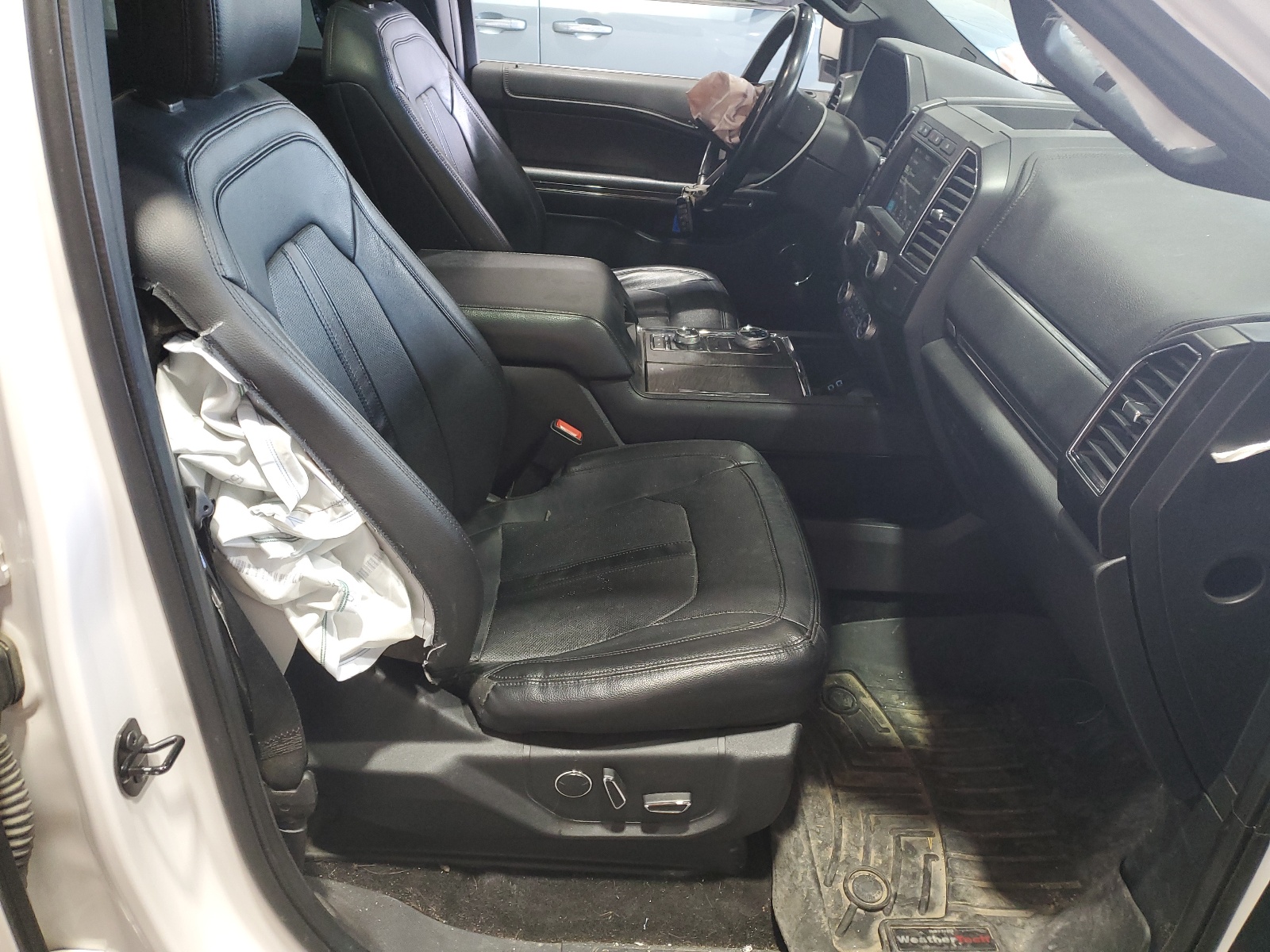 1FMJU2AT5JEA34299 2018 Ford Expedition Limited